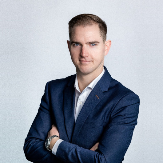 Bakos Balázs