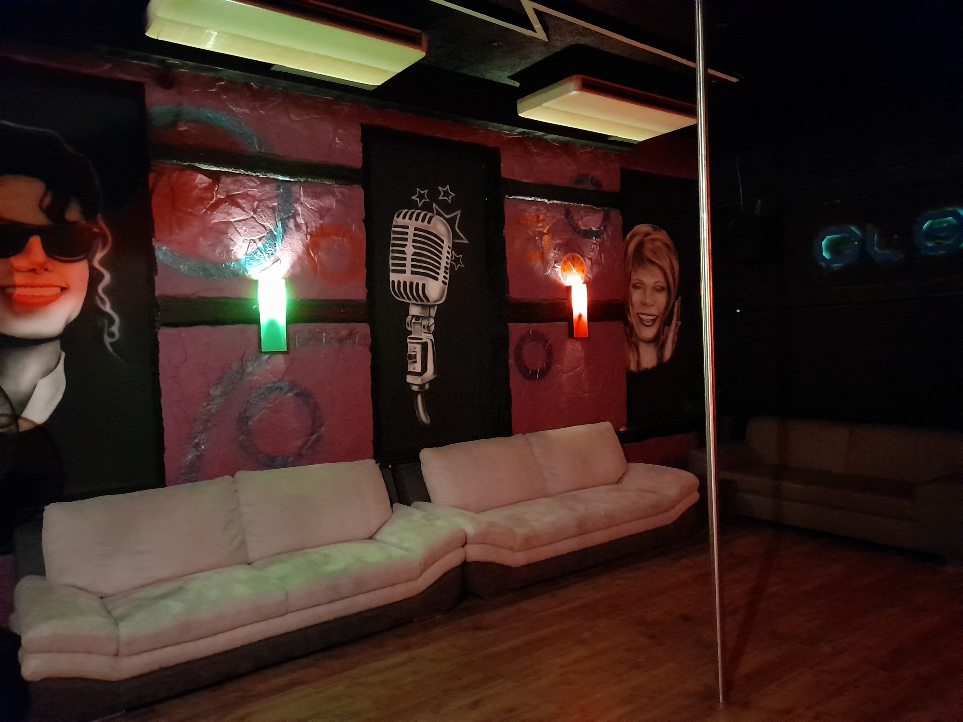 Gallery zoom image