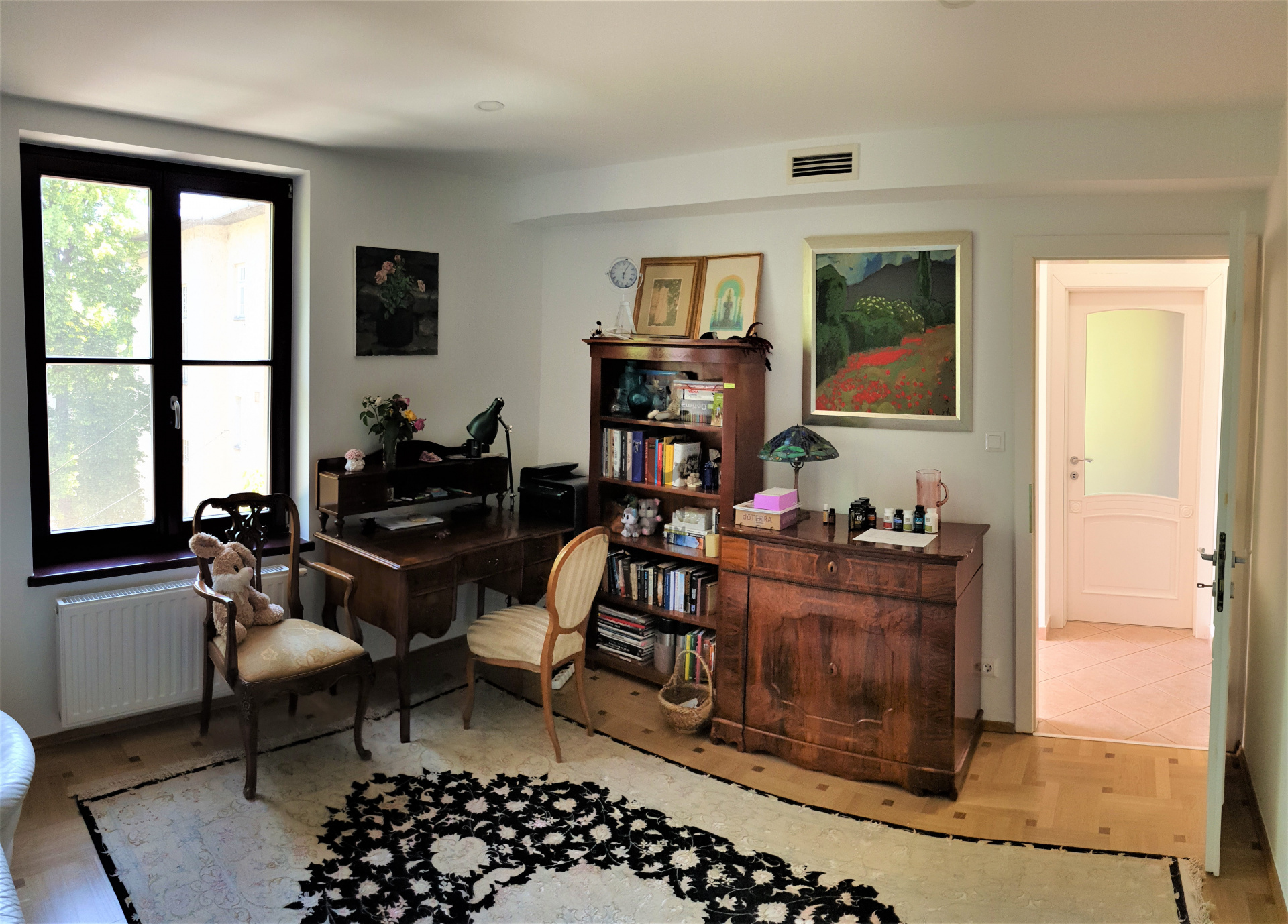 Gallery zoom image