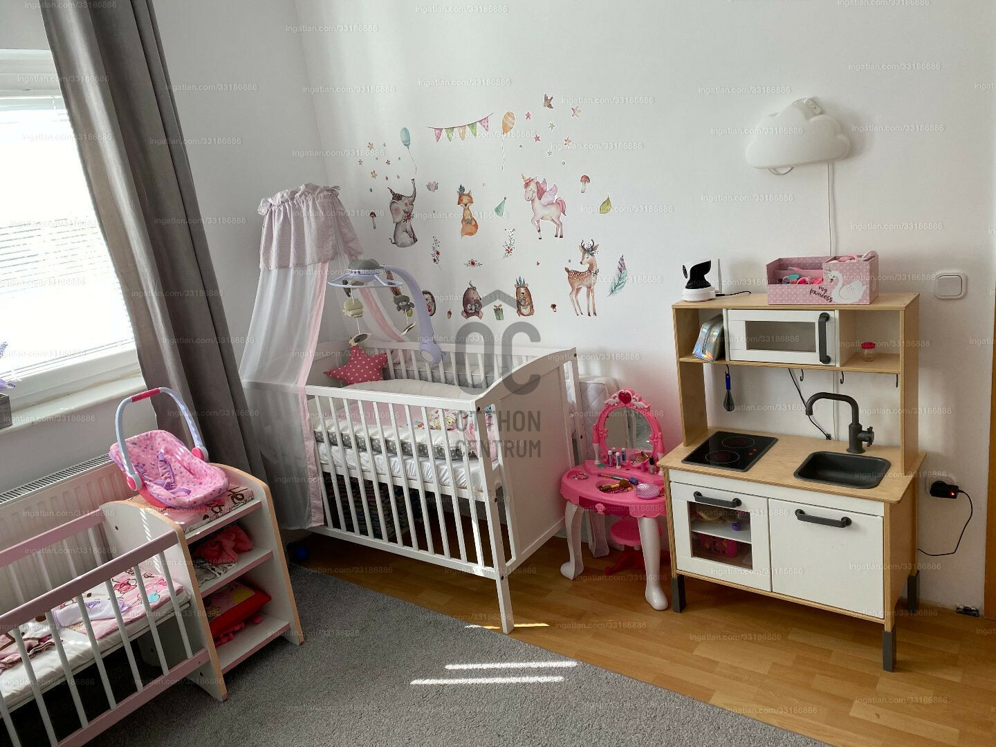 Gallery zoom image