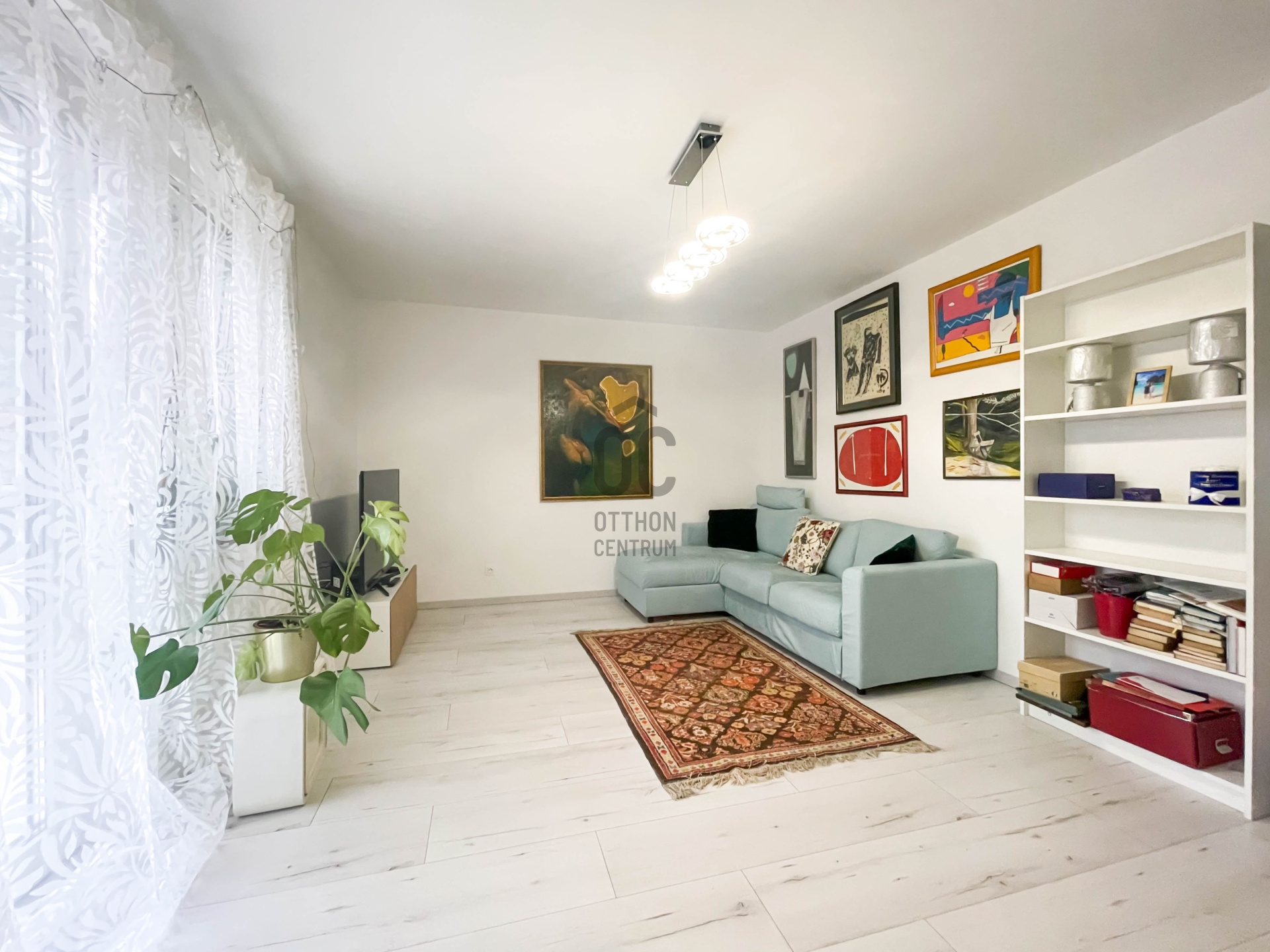Gallery zoom image