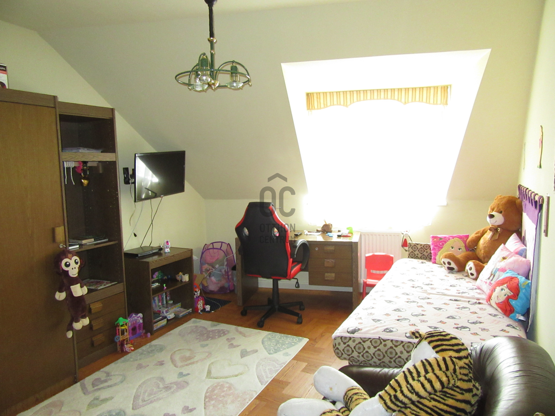 Gallery zoom image