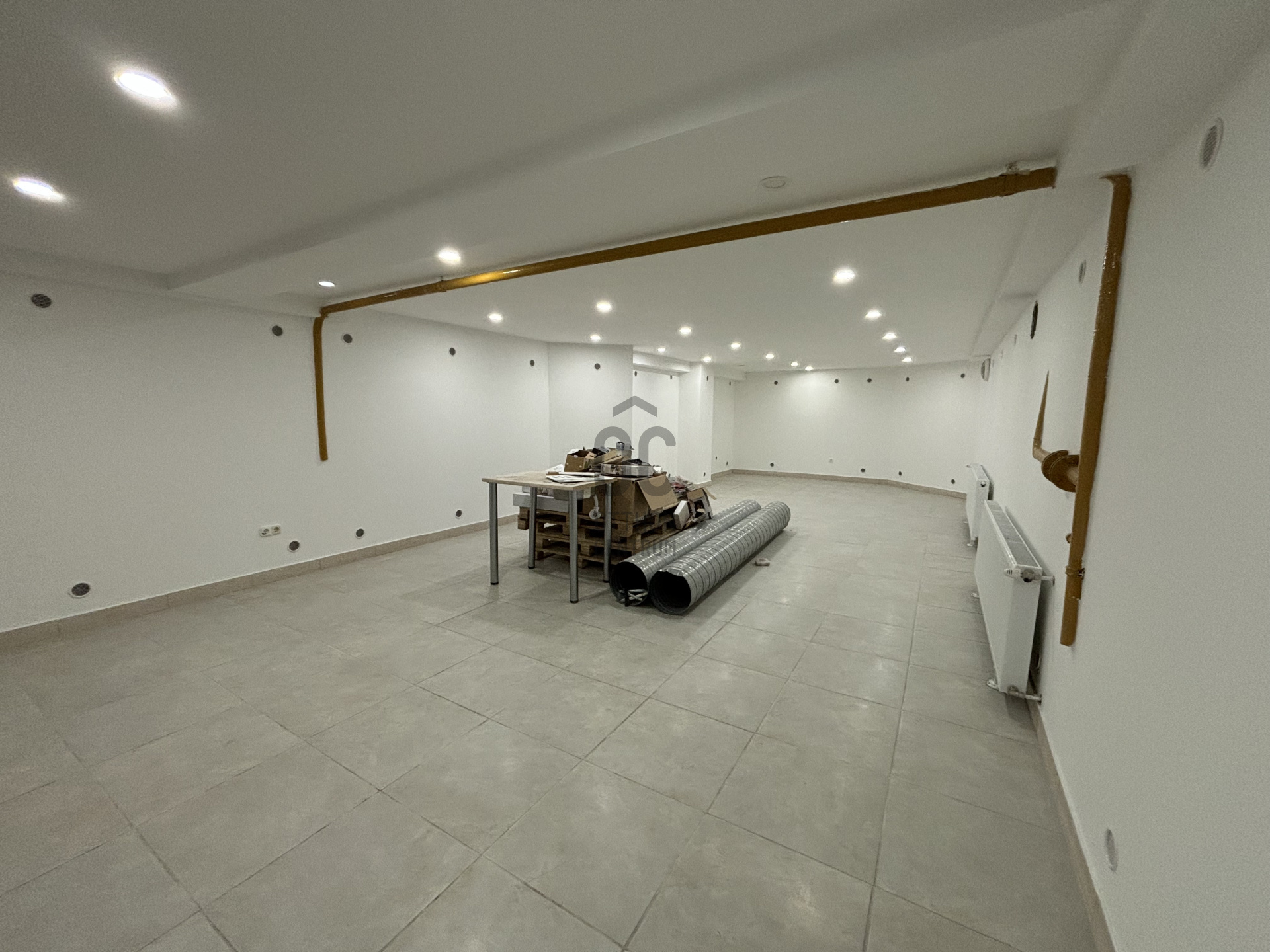 Gallery zoom image