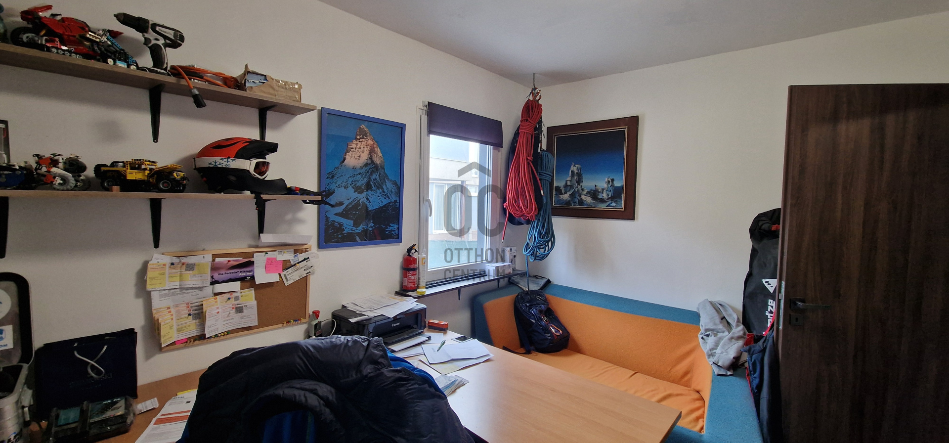 Gallery zoom image