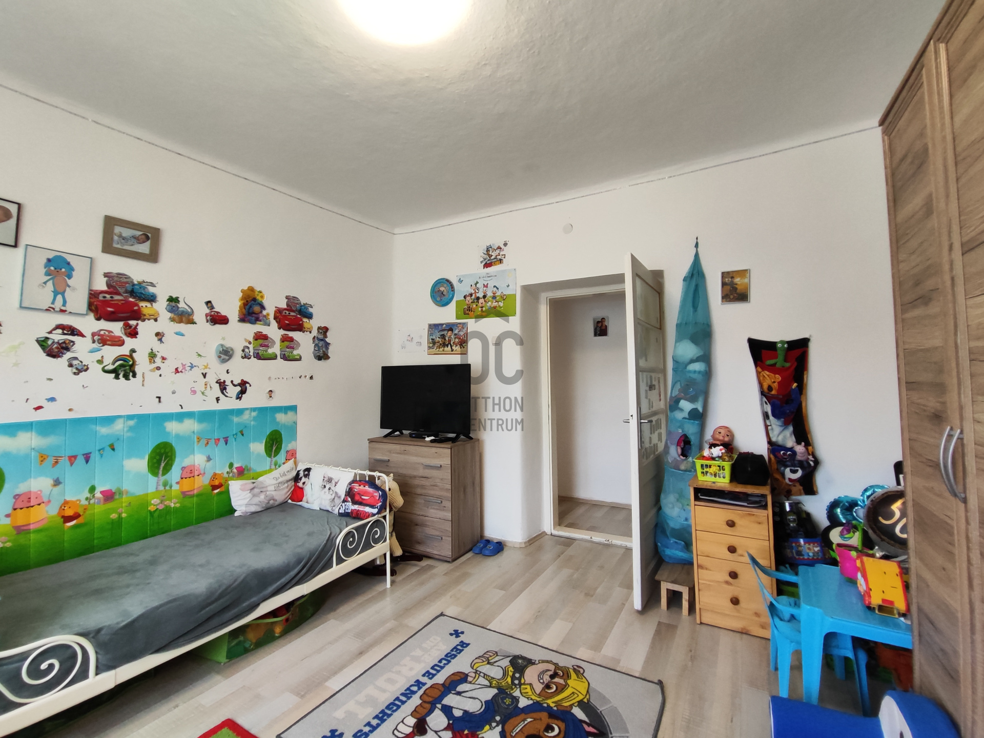 Gallery zoom image
