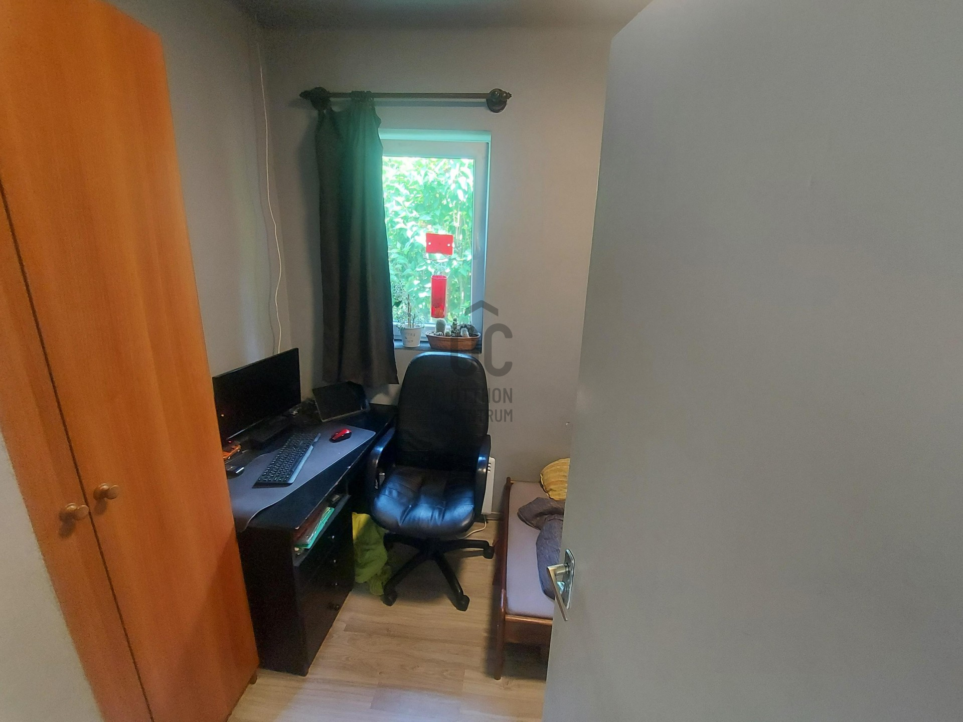 Gallery zoom image