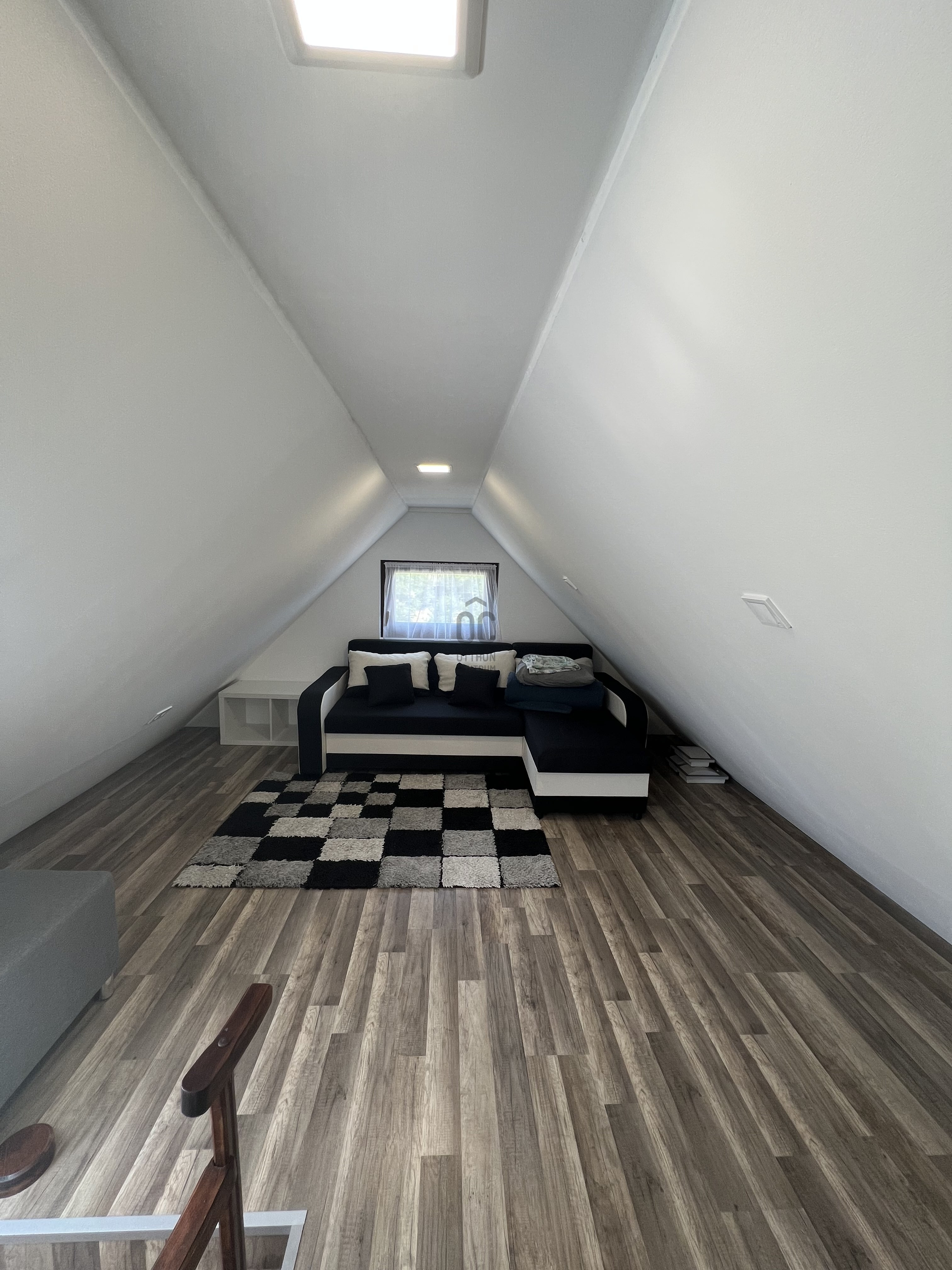 Gallery zoom image