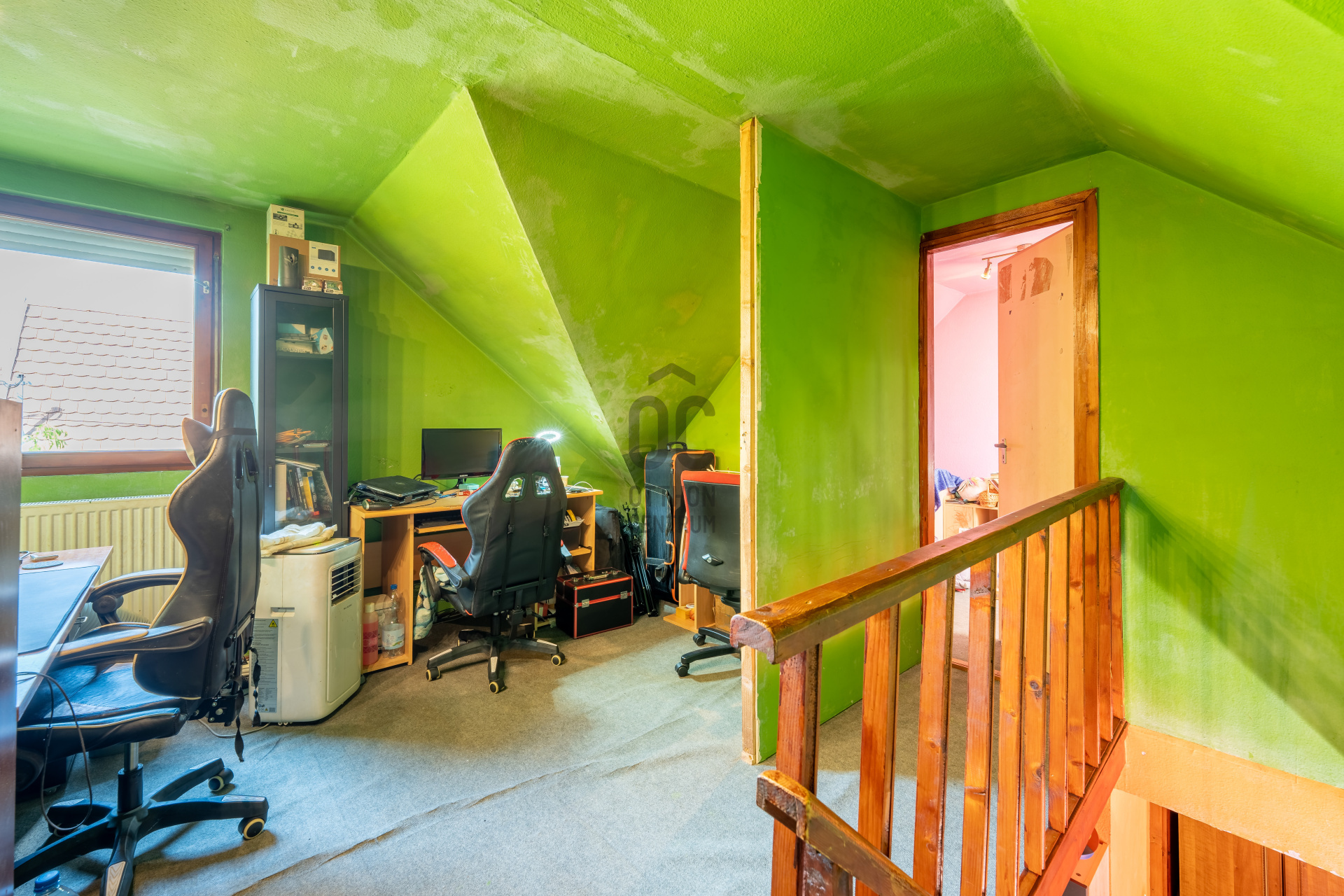 Gallery zoom image
