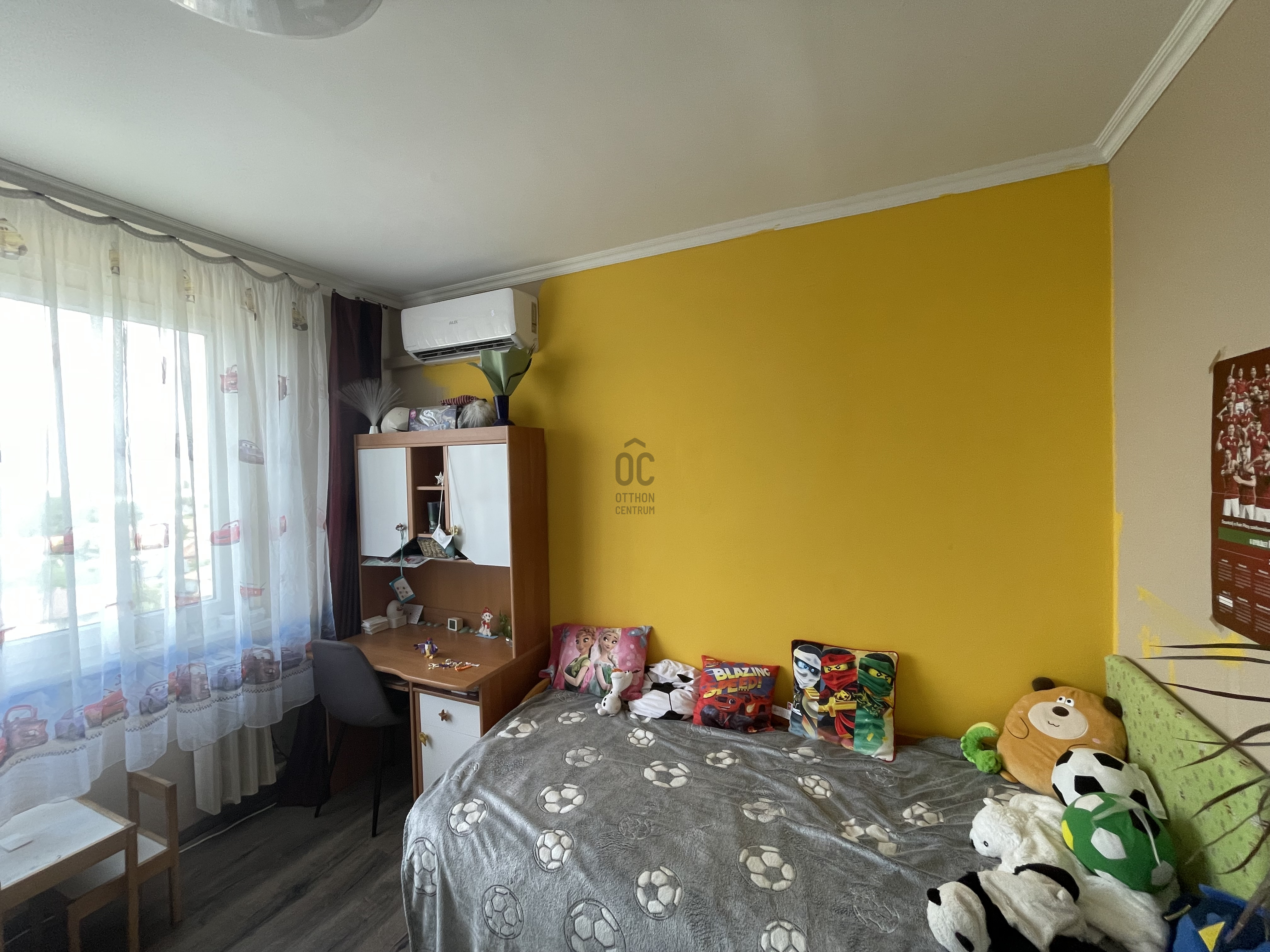 Gallery zoom image