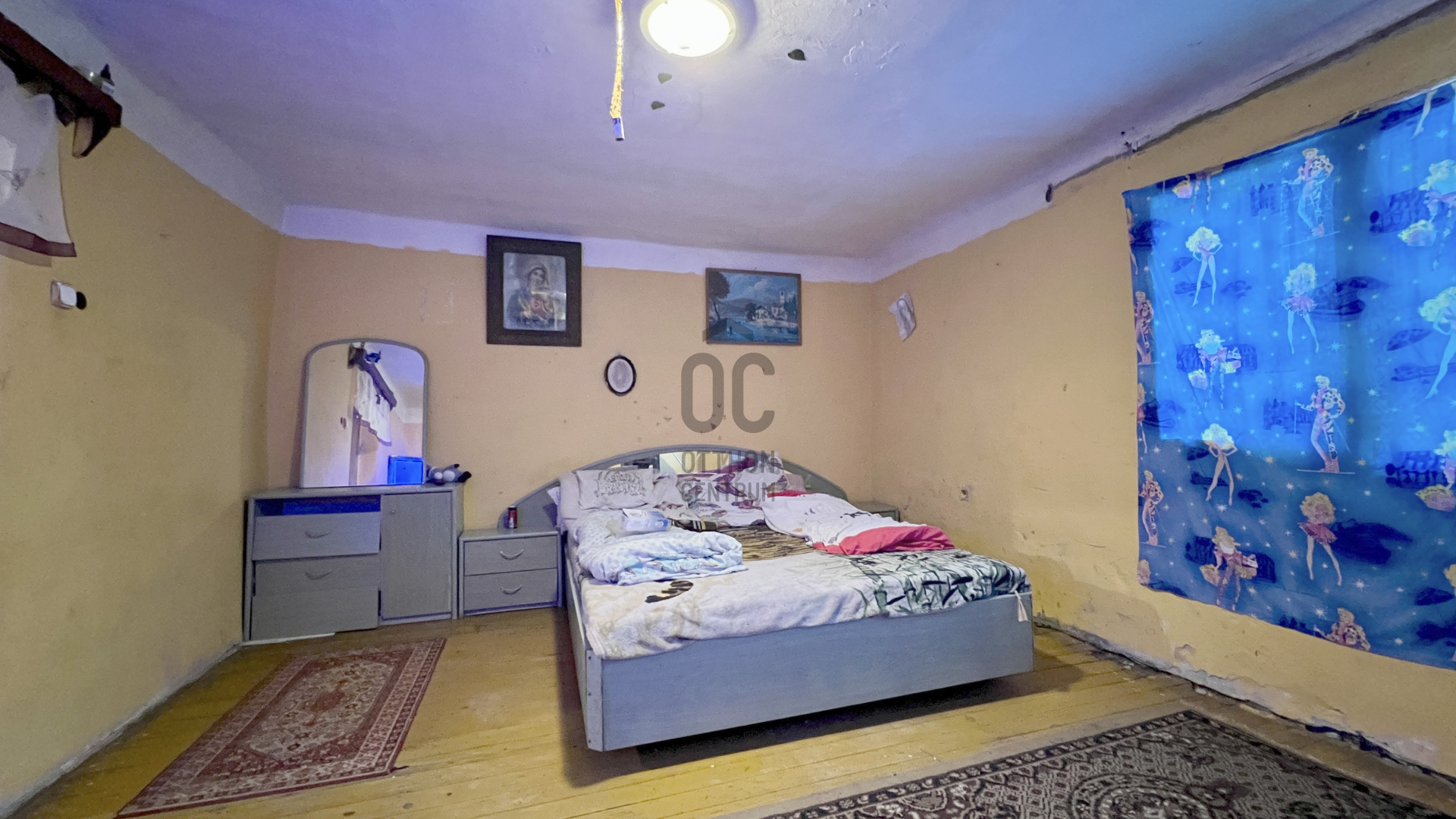 Gallery zoom image