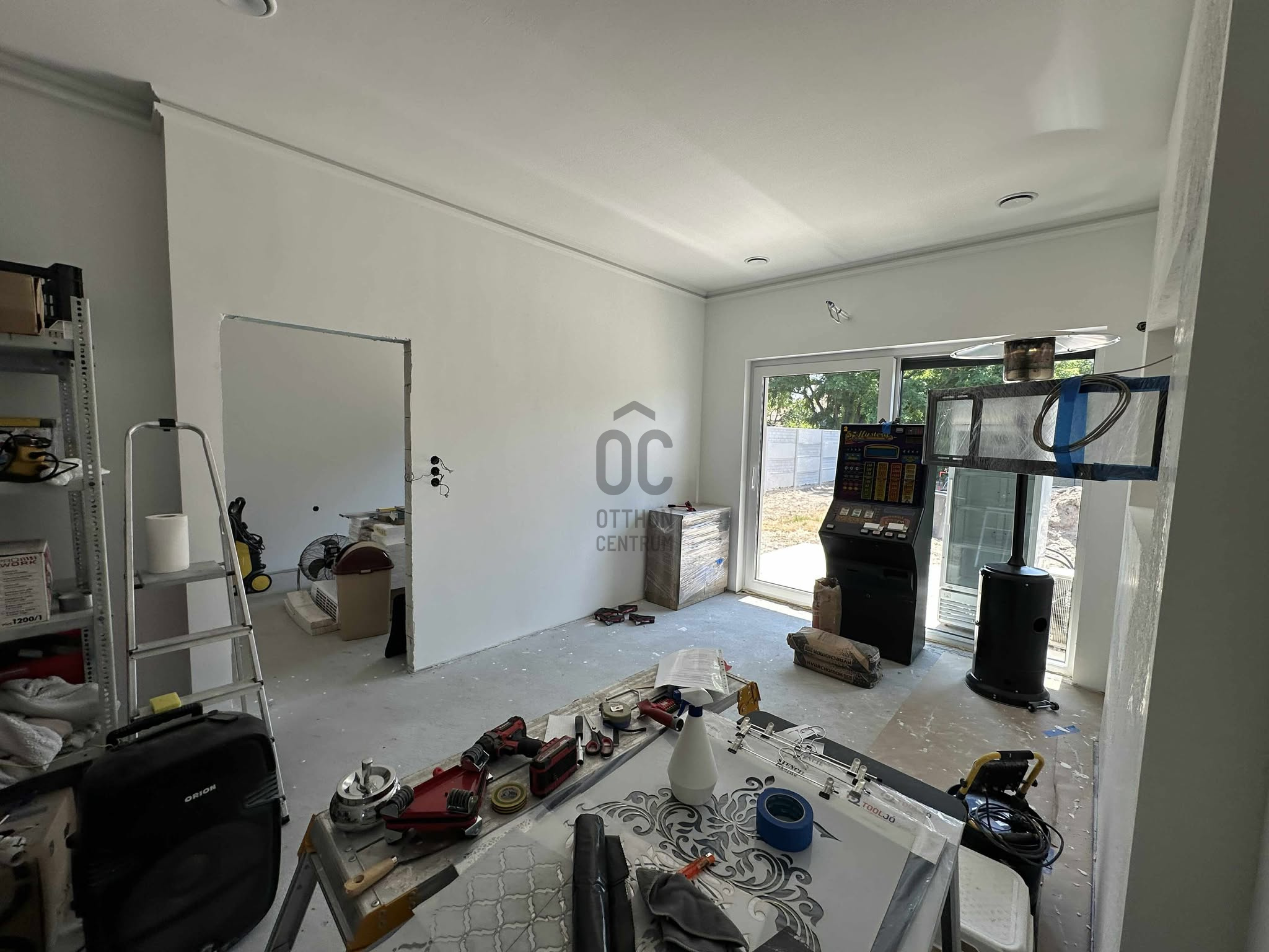 Gallery zoom image