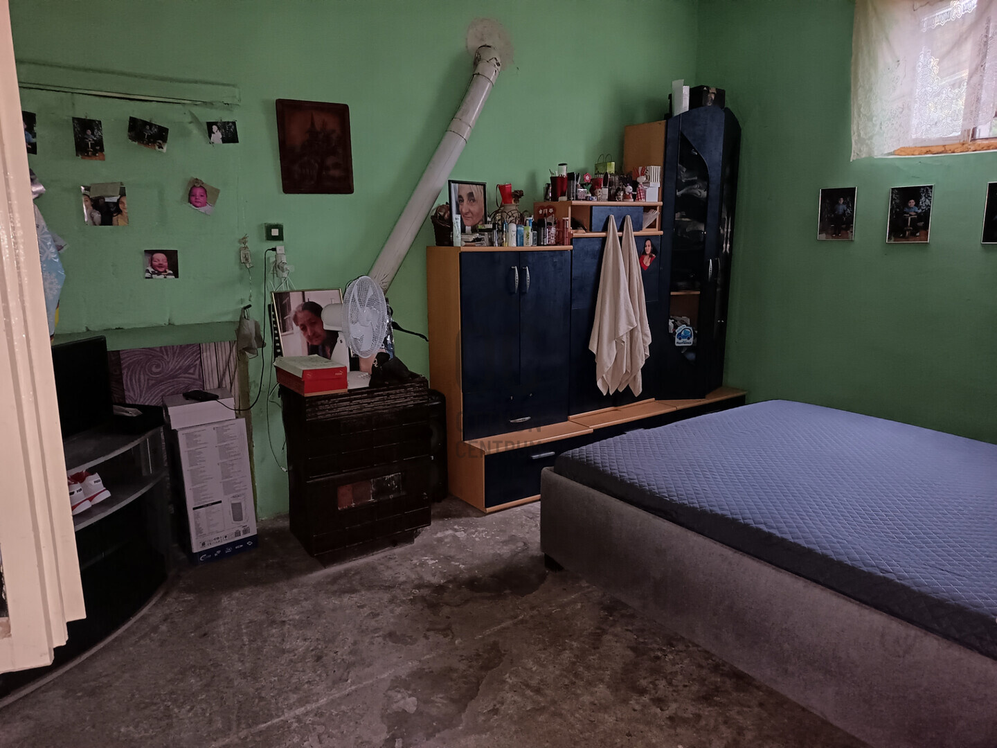 Gallery zoom image