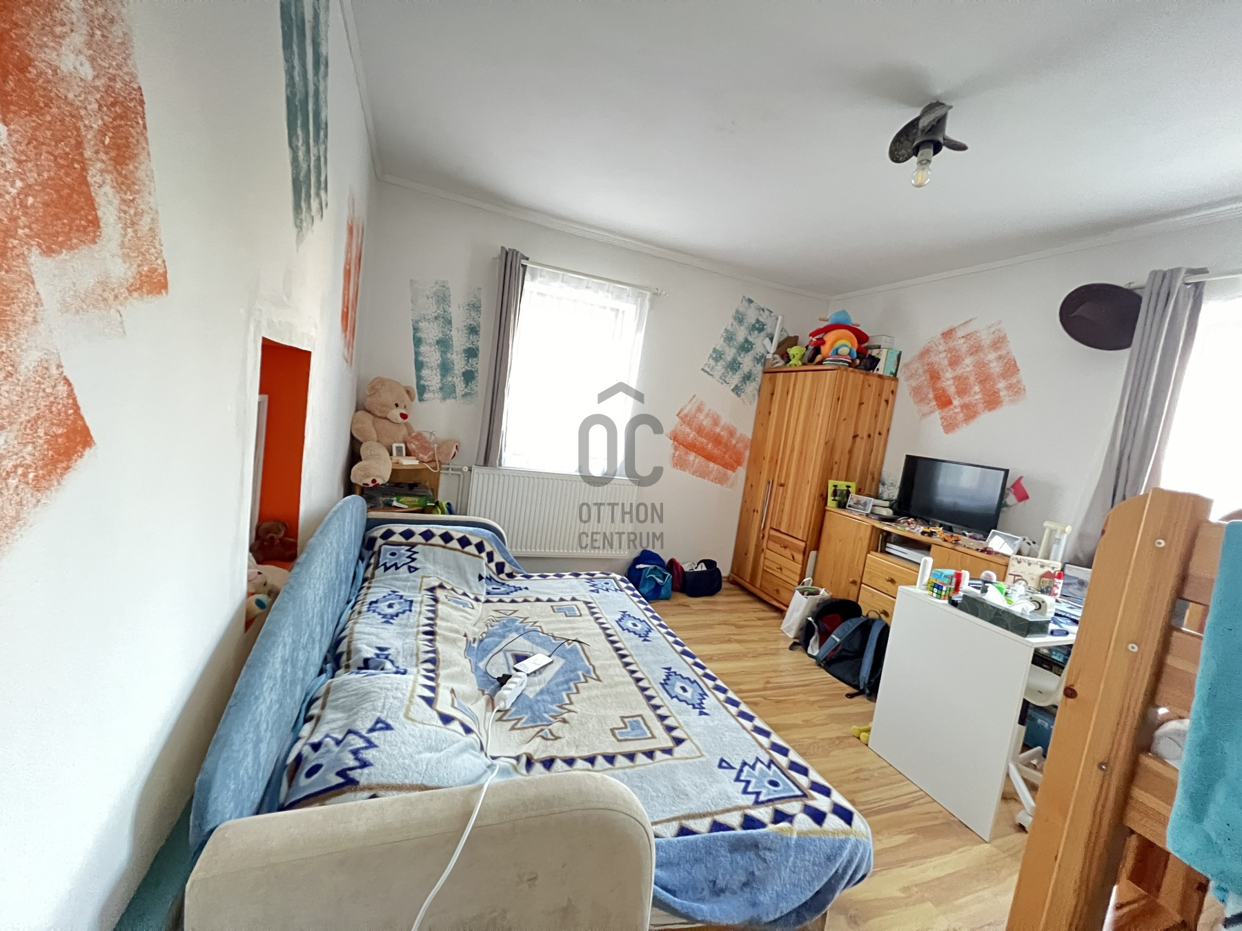 Gallery zoom image