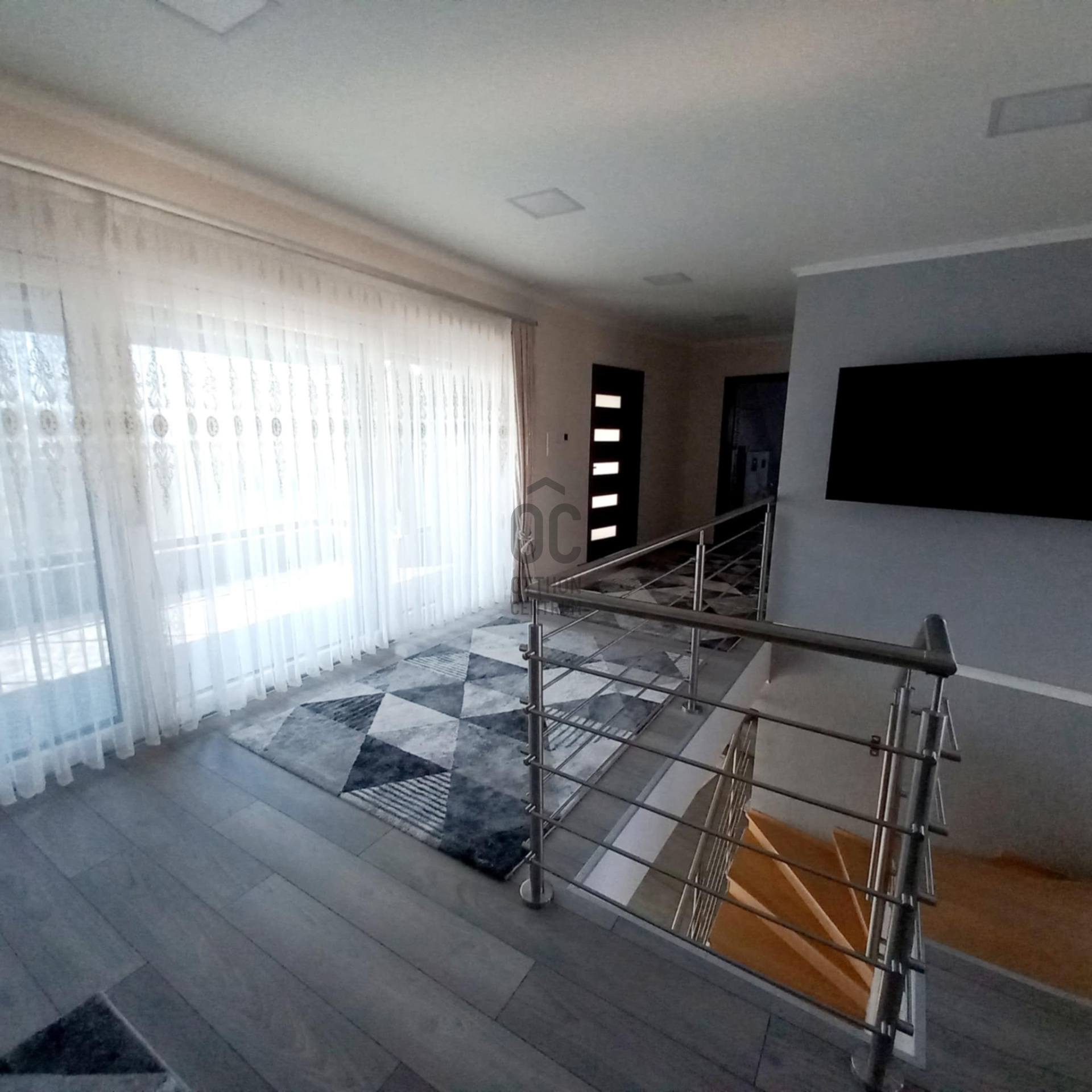 Gallery zoom image