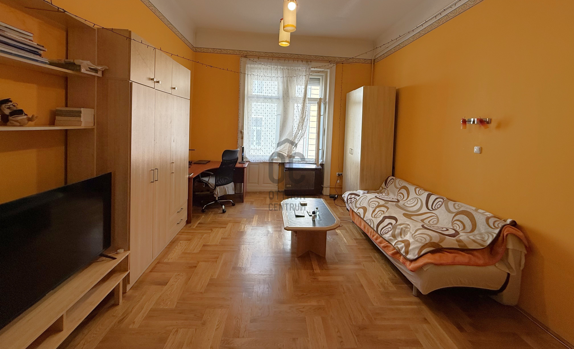 Gallery zoom image