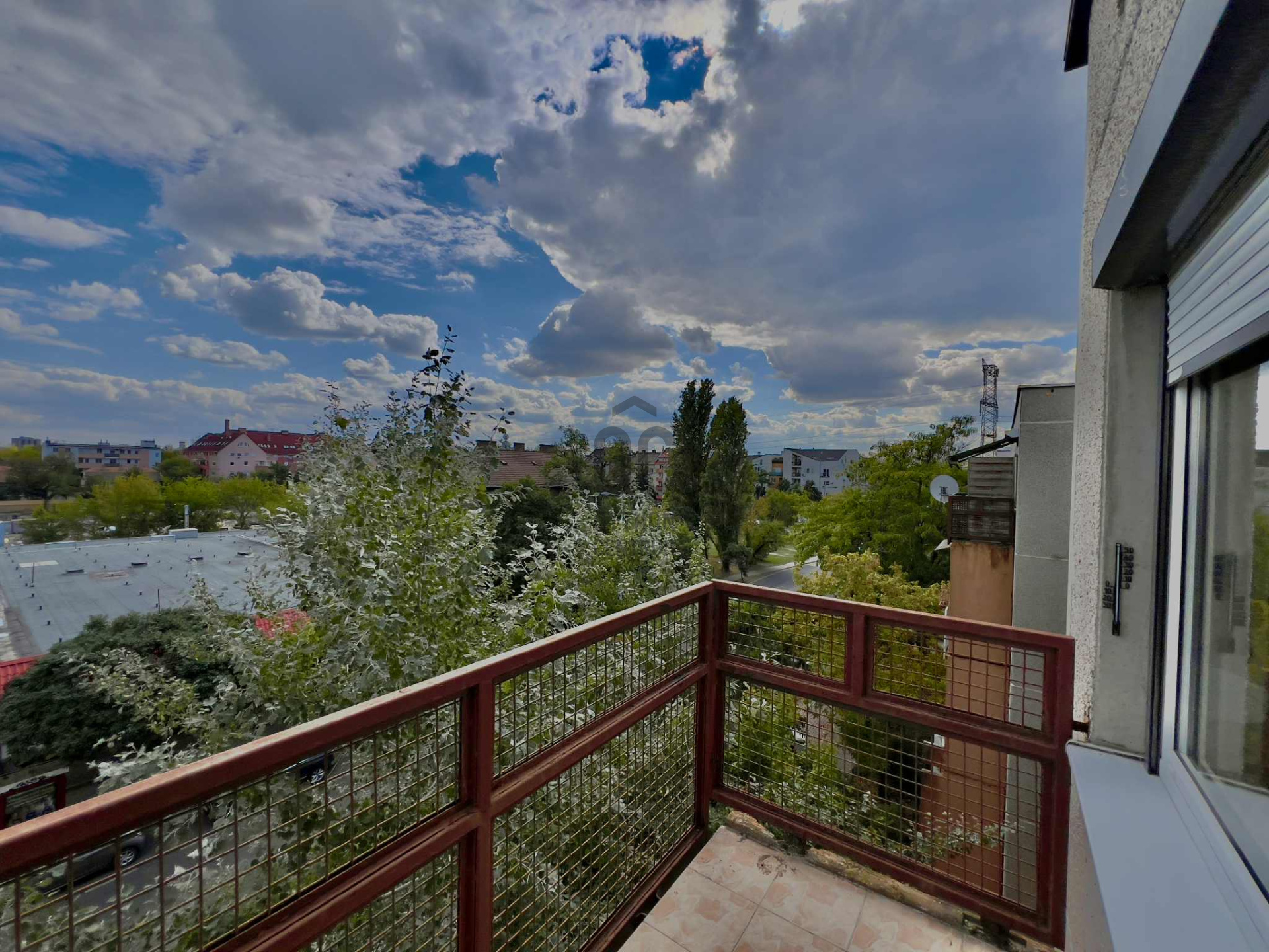 Gallery zoom image