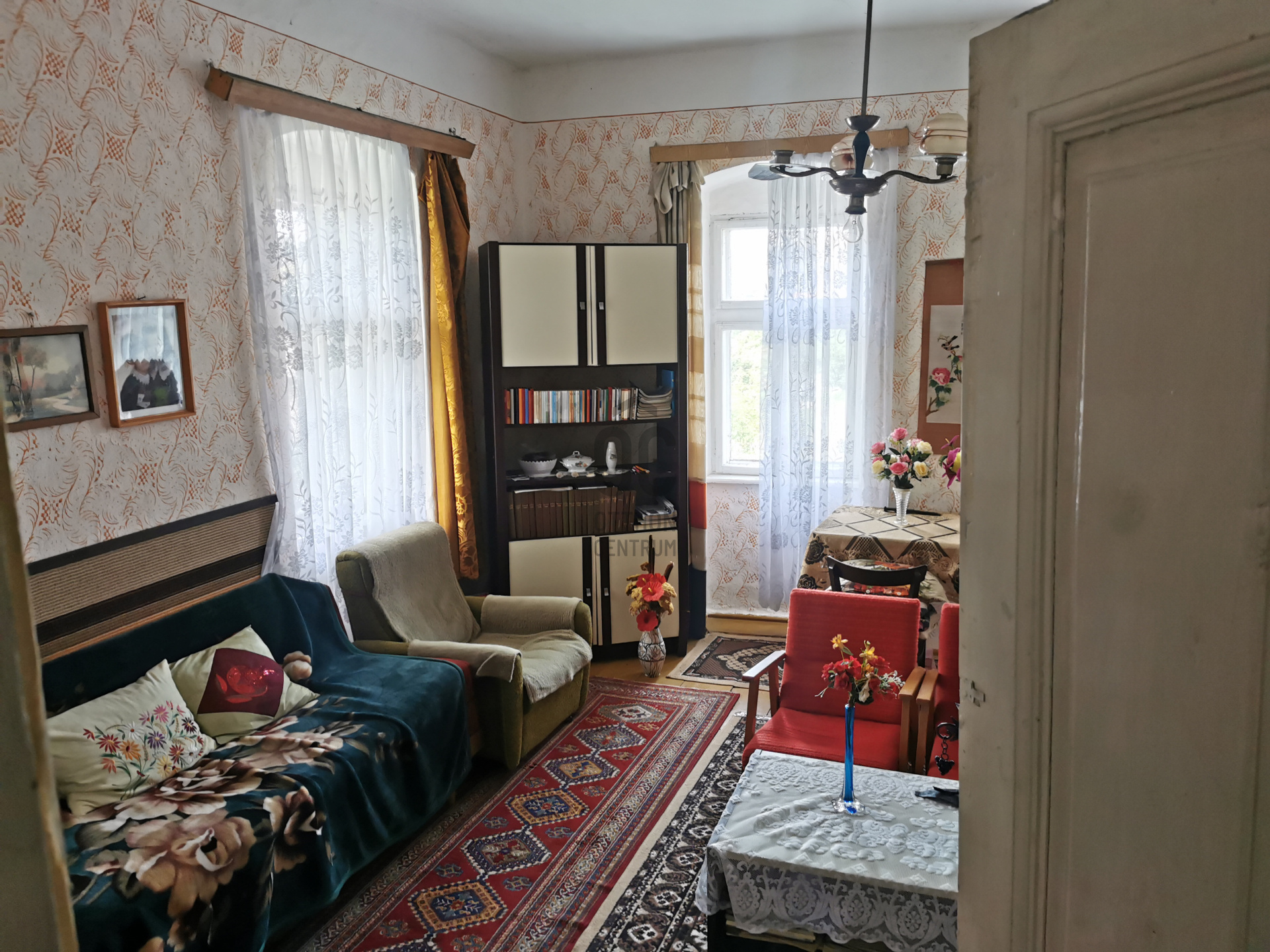 Gallery zoom image