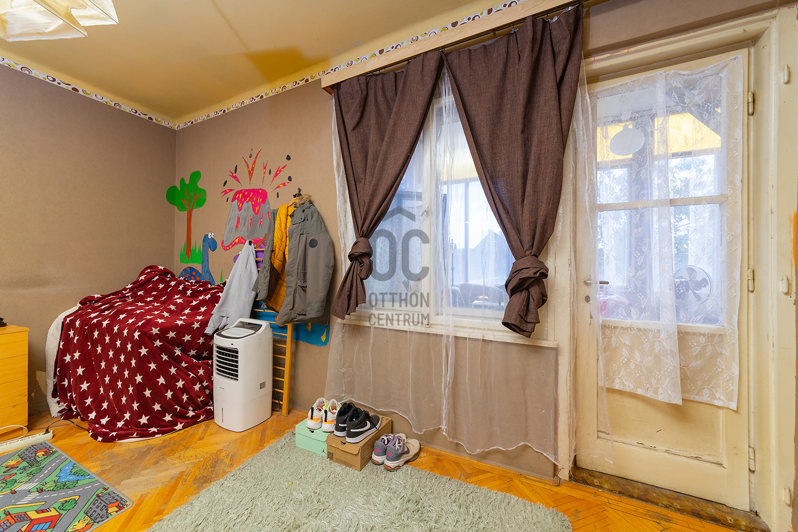 Gallery zoom image