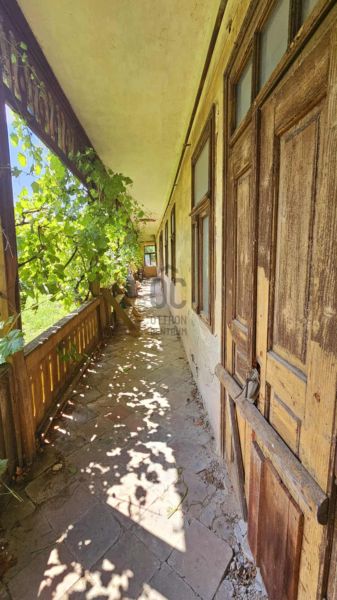 Gallery zoom image