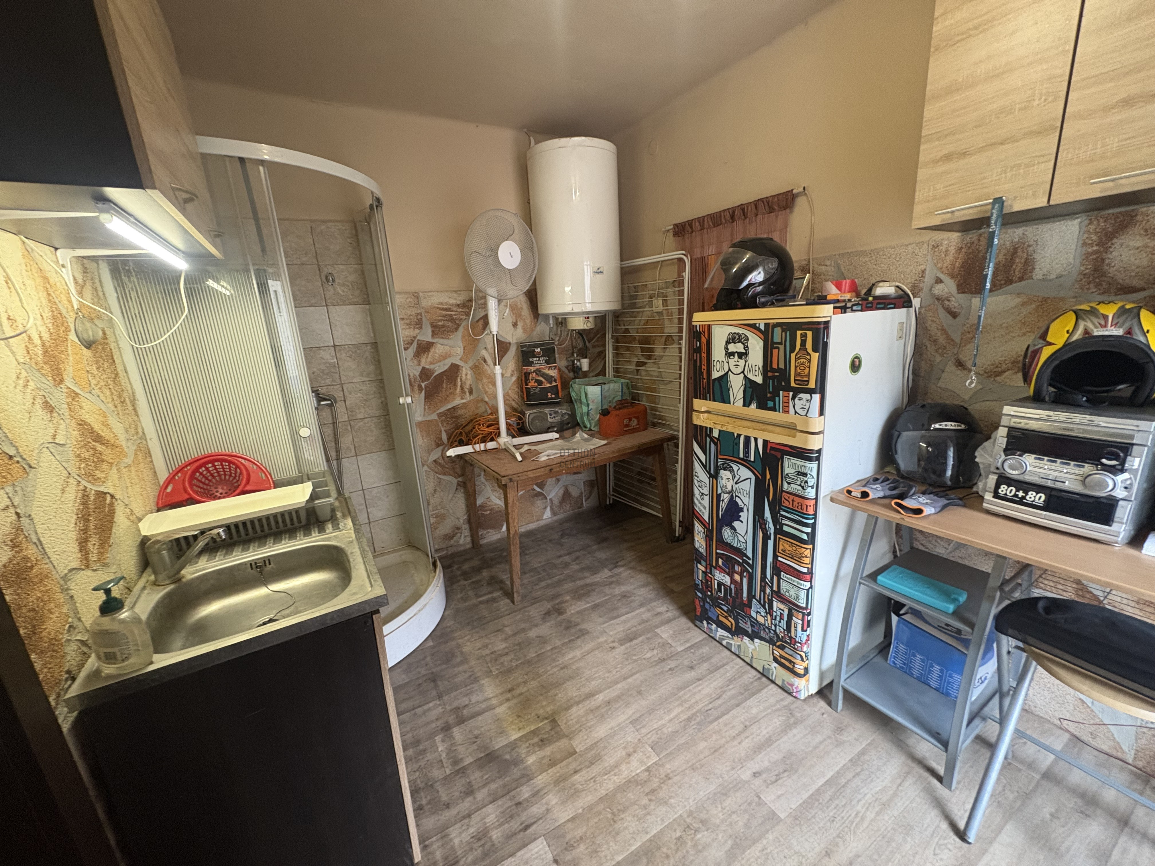 Gallery zoom image