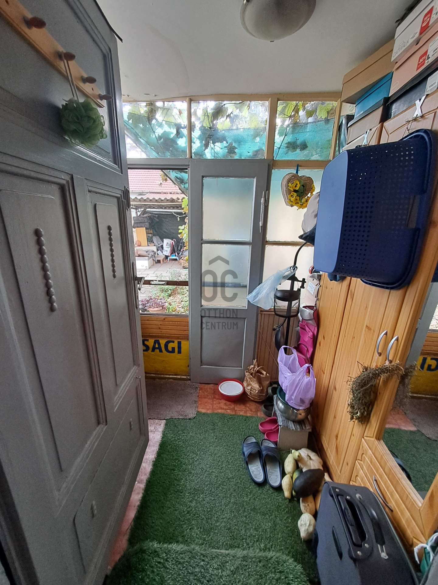 Gallery zoom image