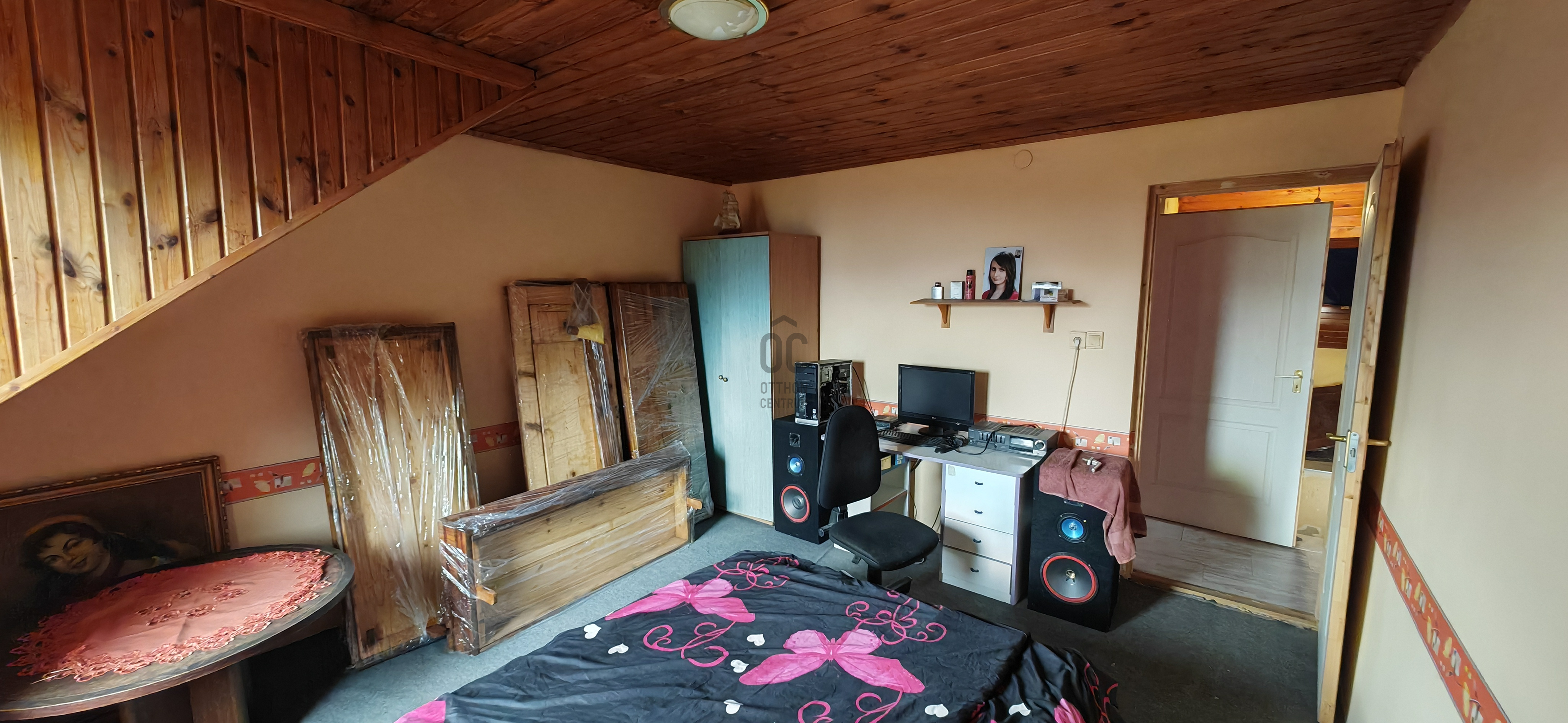 Gallery zoom image