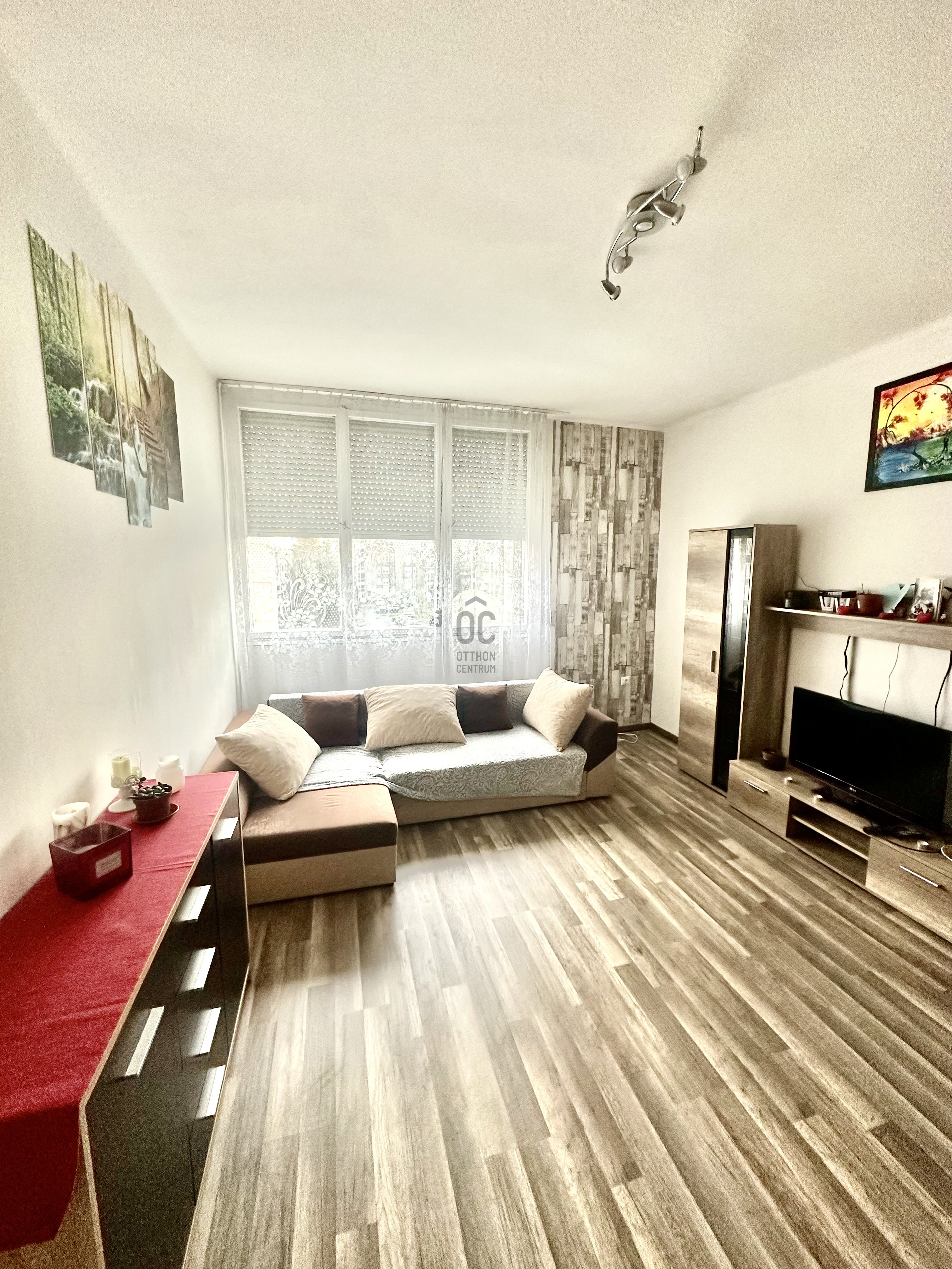 Gallery zoom image