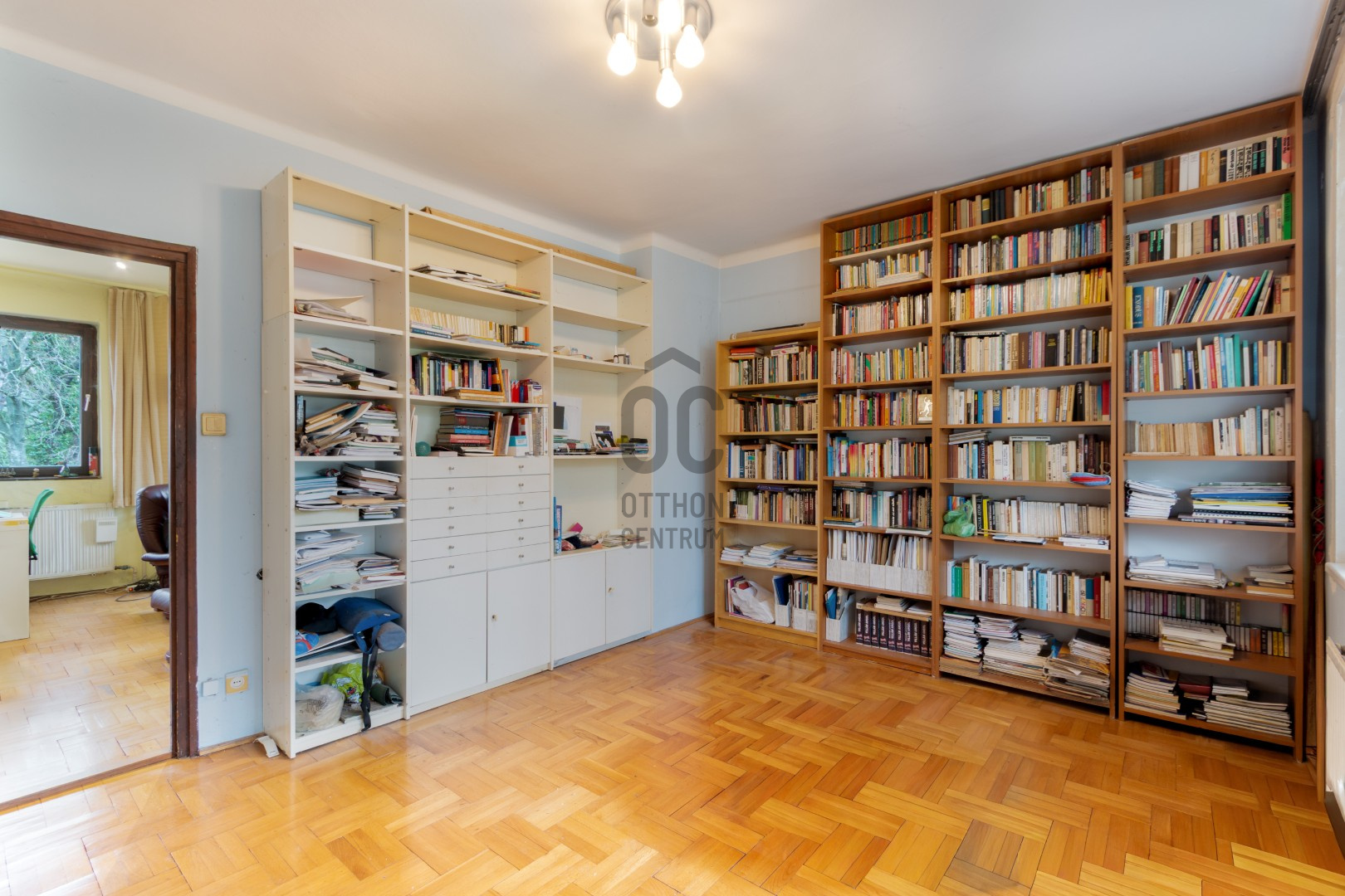 Gallery zoom image