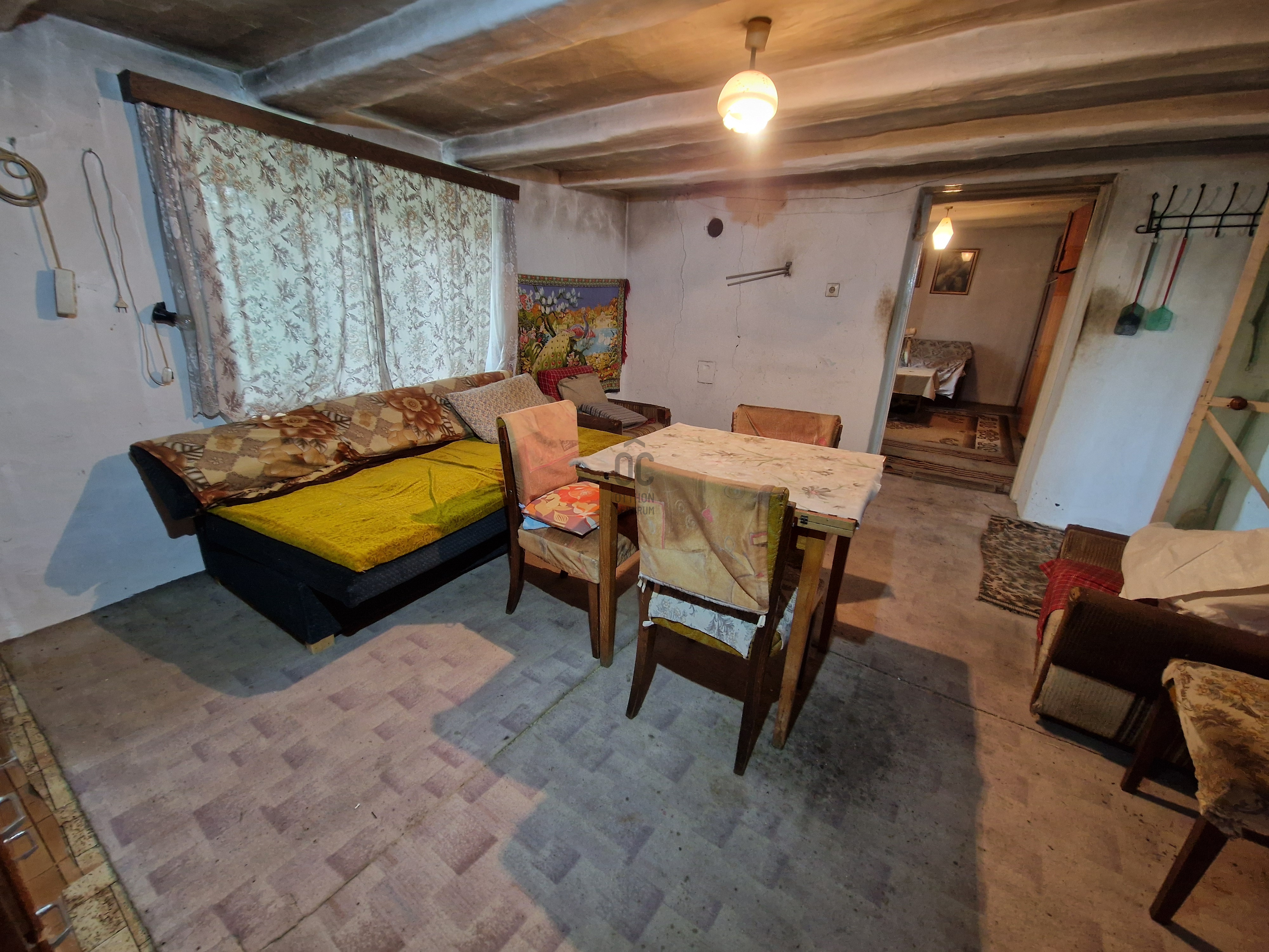 Gallery zoom image