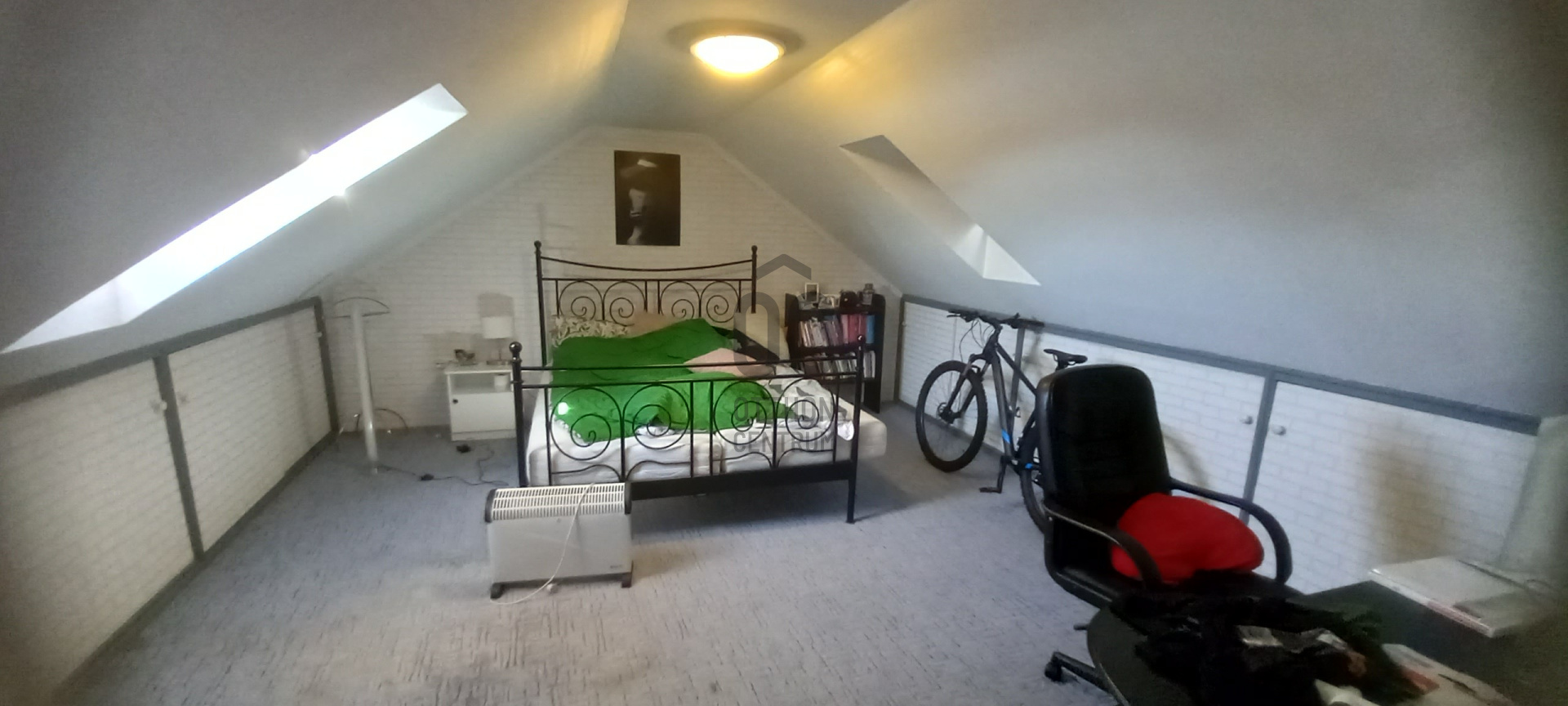 Gallery zoom image
