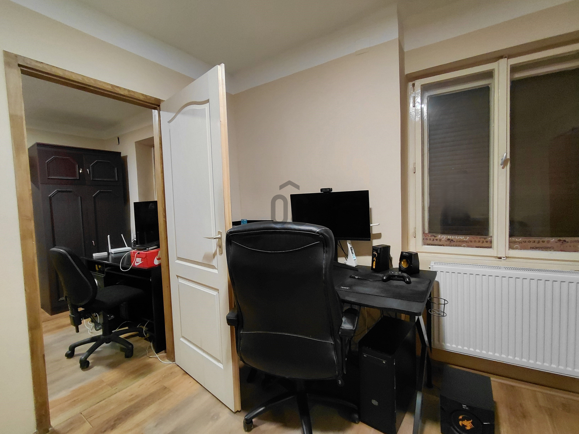 Gallery zoom image
