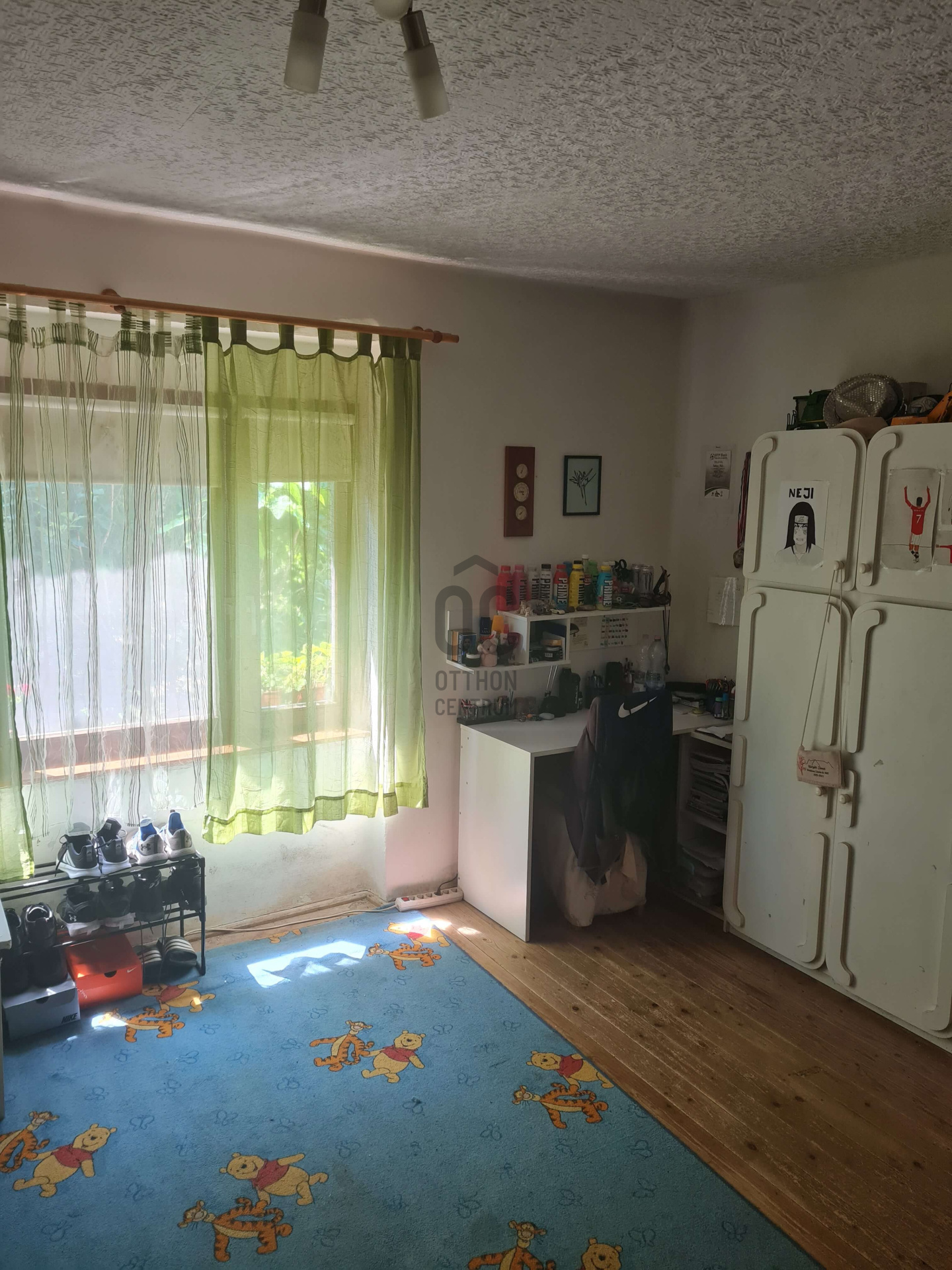 Gallery zoom image