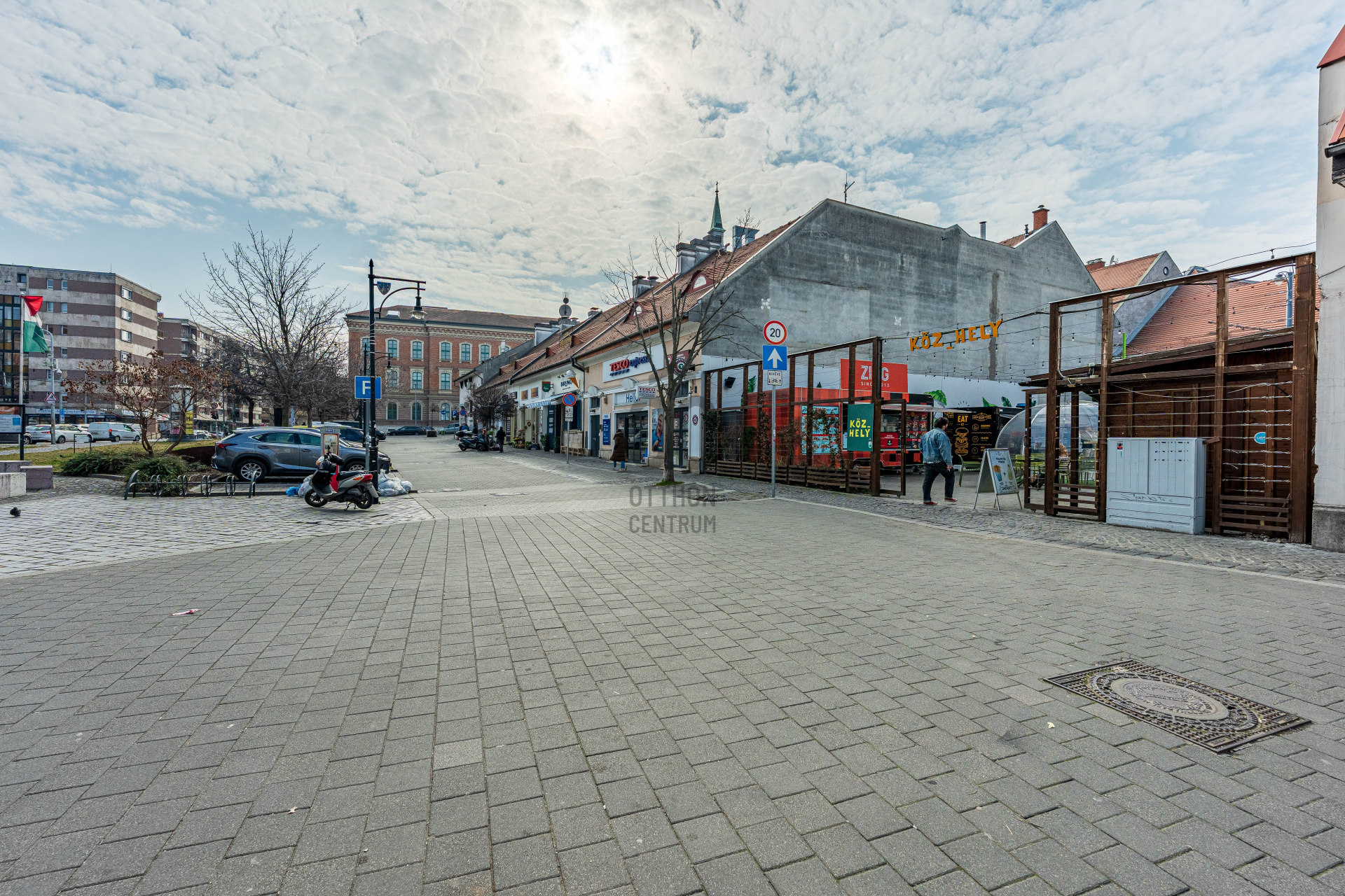 Gallery zoom image