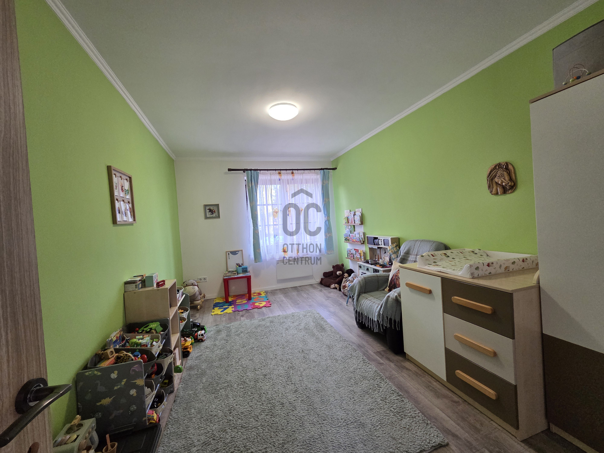 Gallery zoom image
