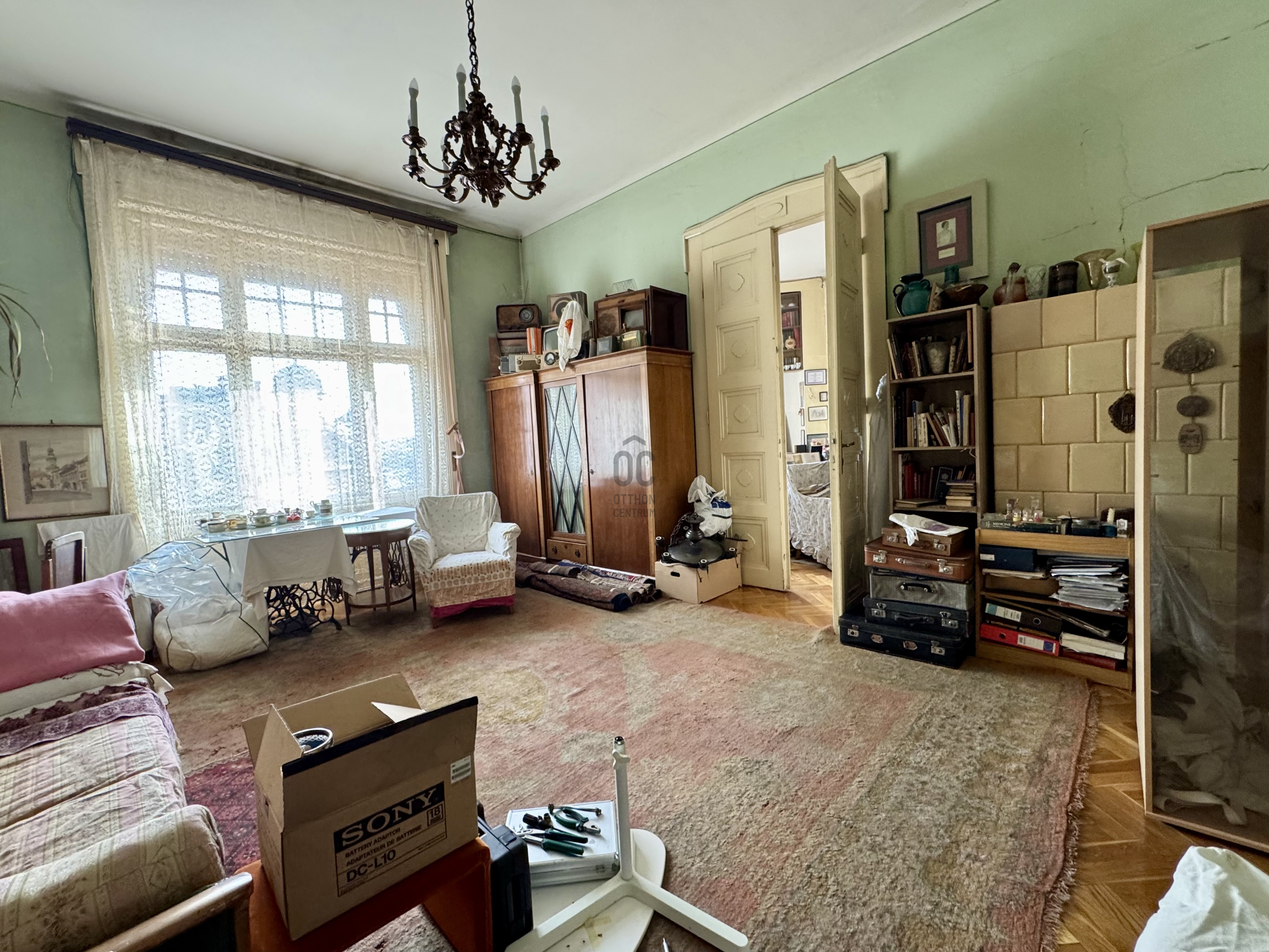 Gallery zoom image