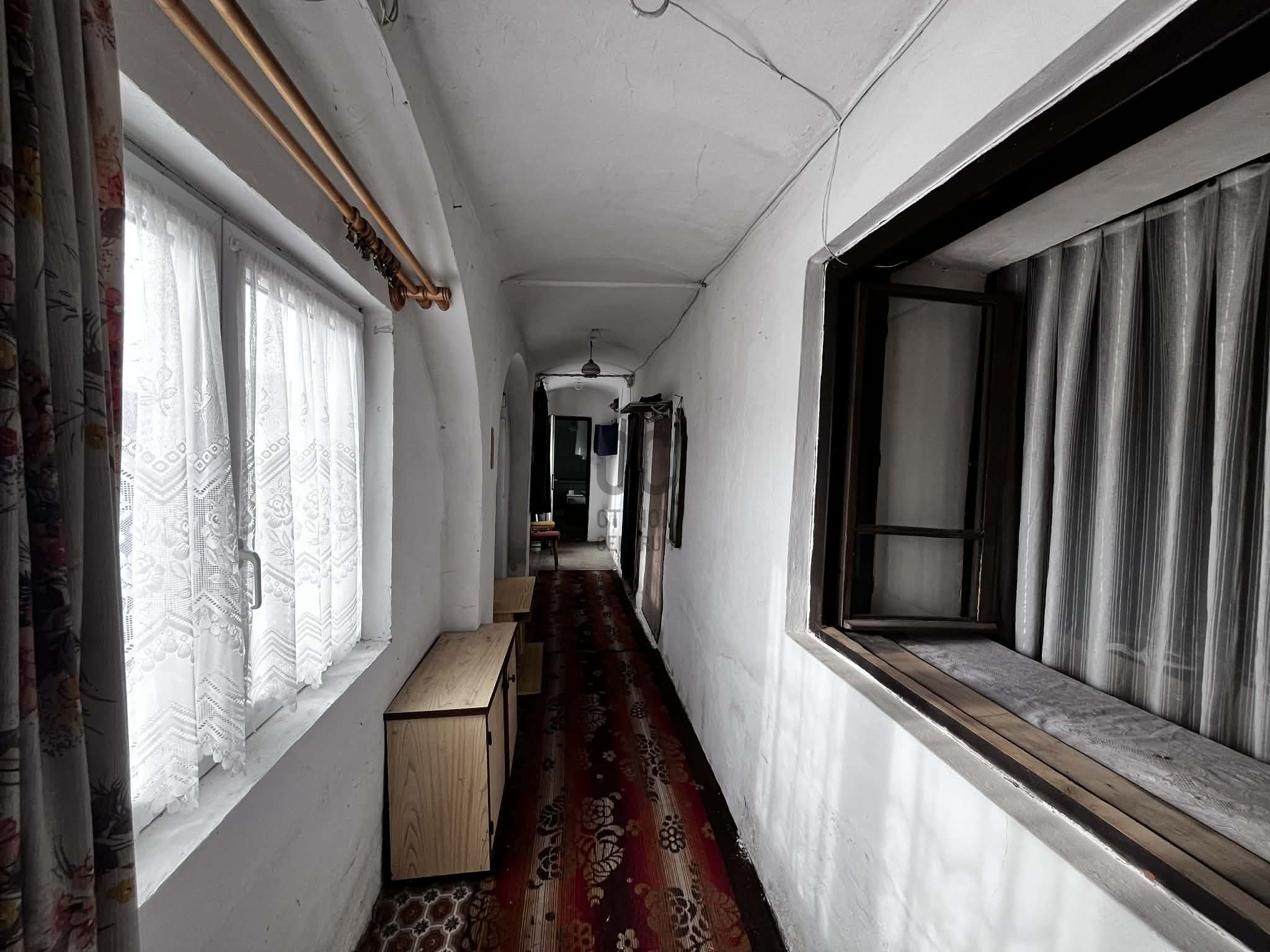 Gallery zoom image