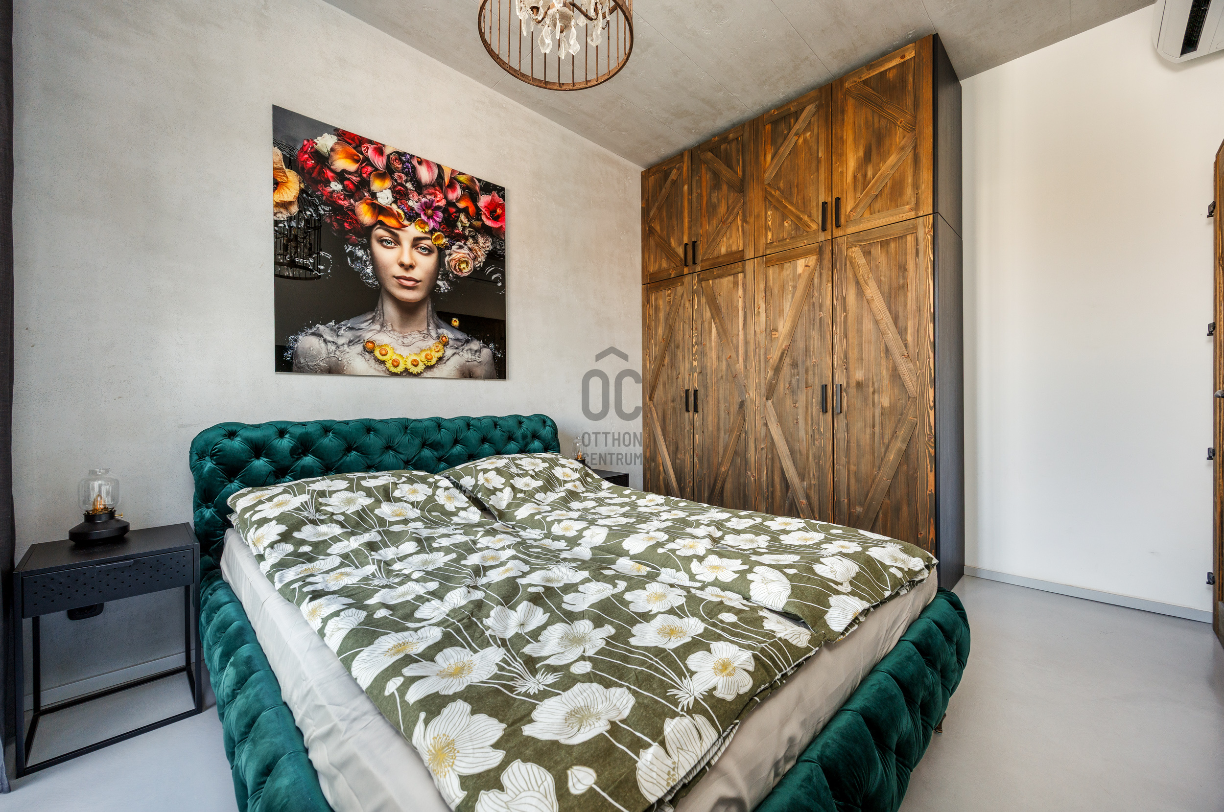 Gallery zoom image