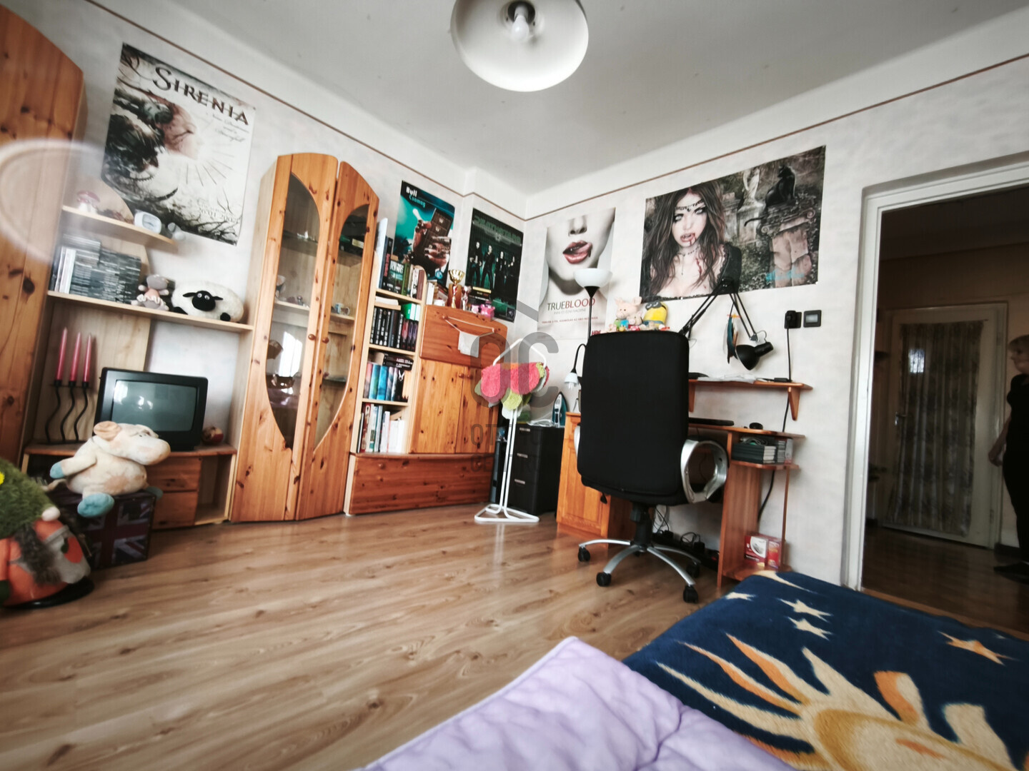 Gallery zoom image