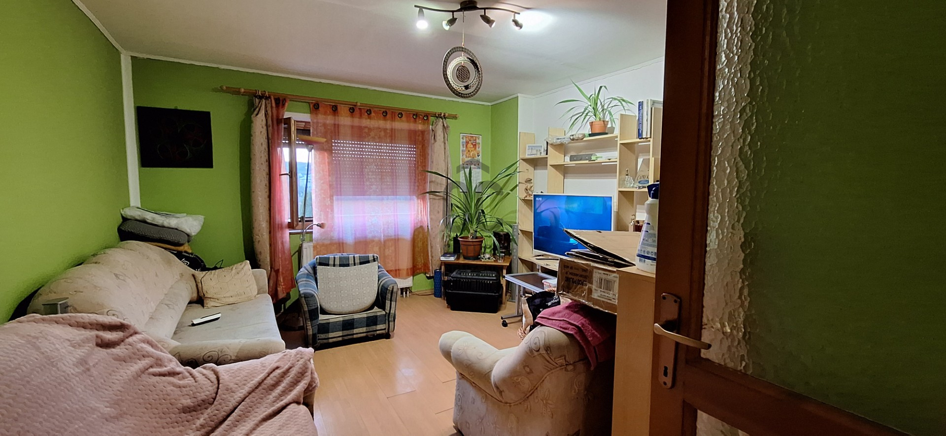 Gallery zoom image