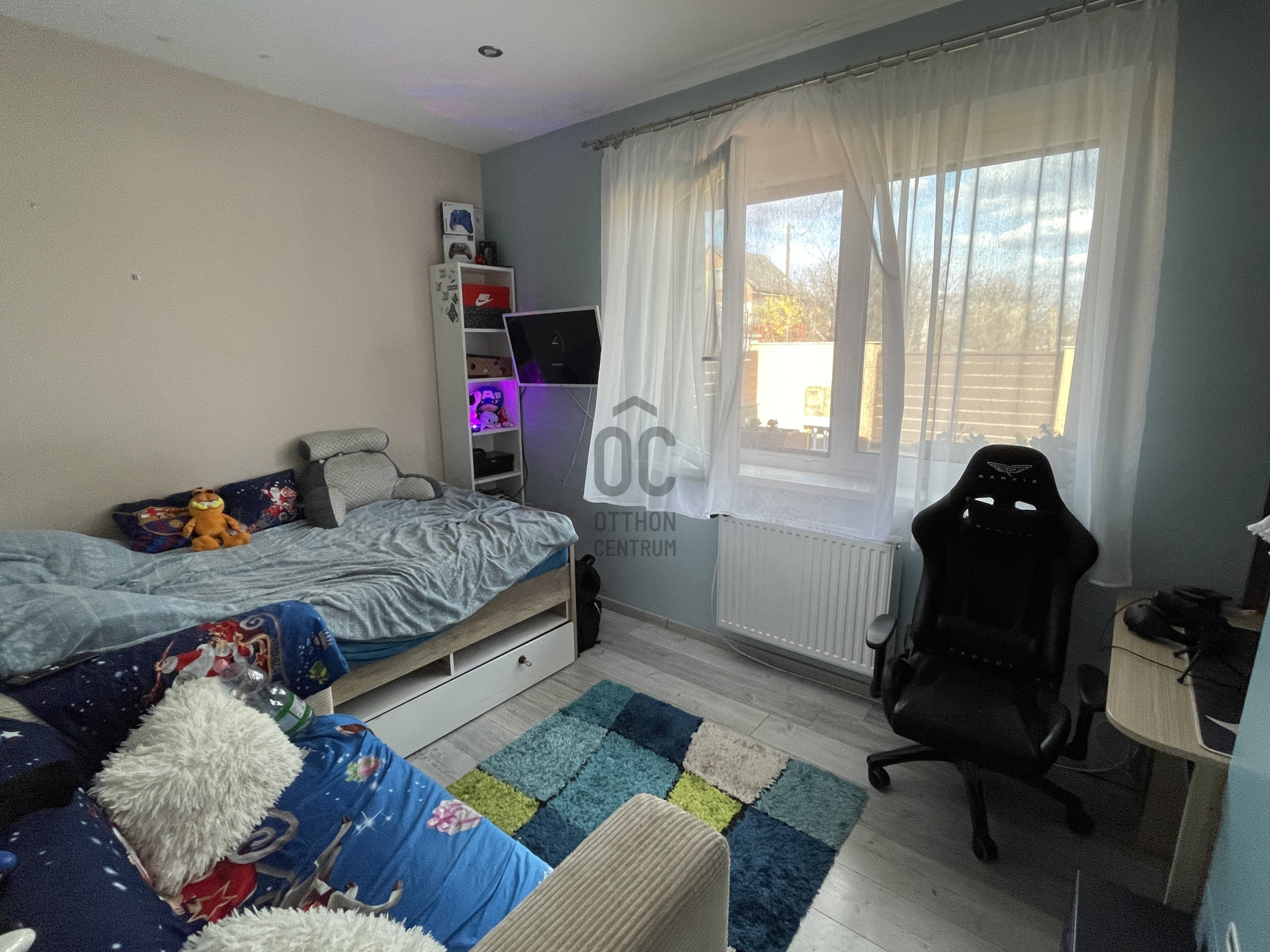 Gallery zoom image
