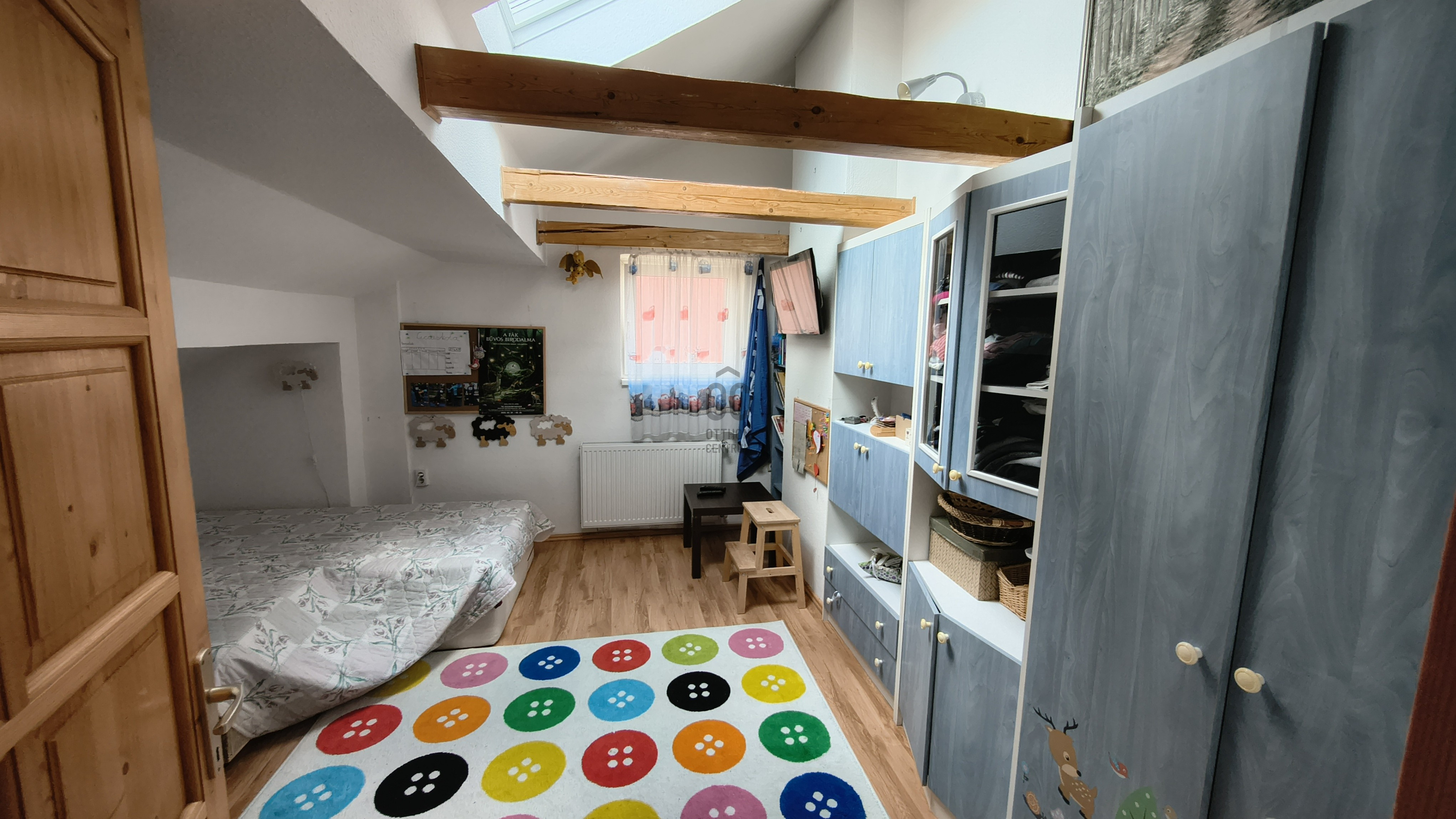 Gallery zoom image