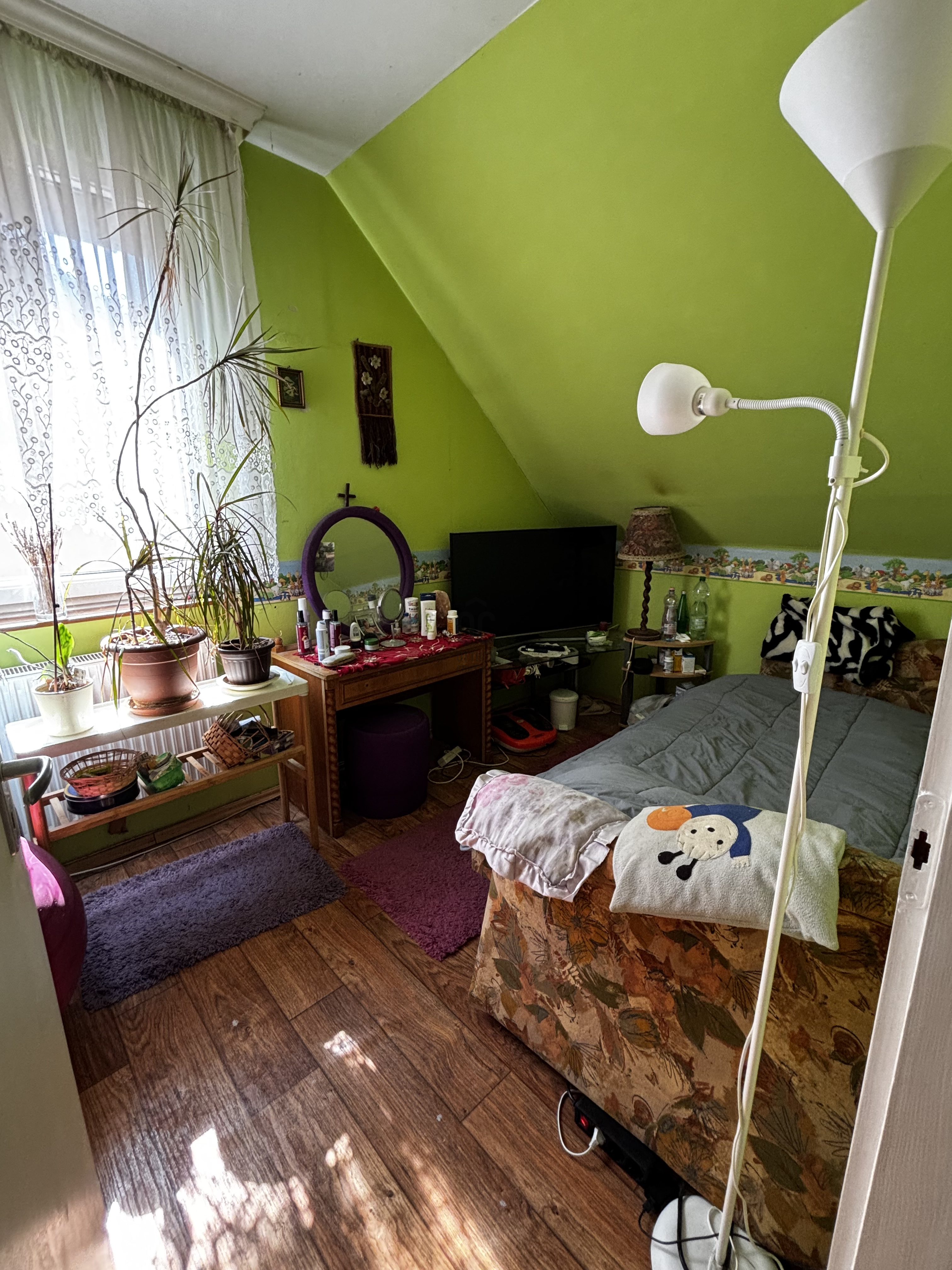 Gallery zoom image
