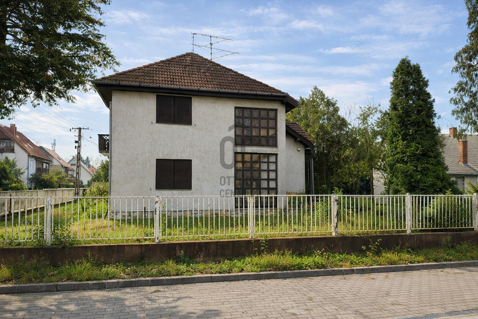 Gallery zoom image