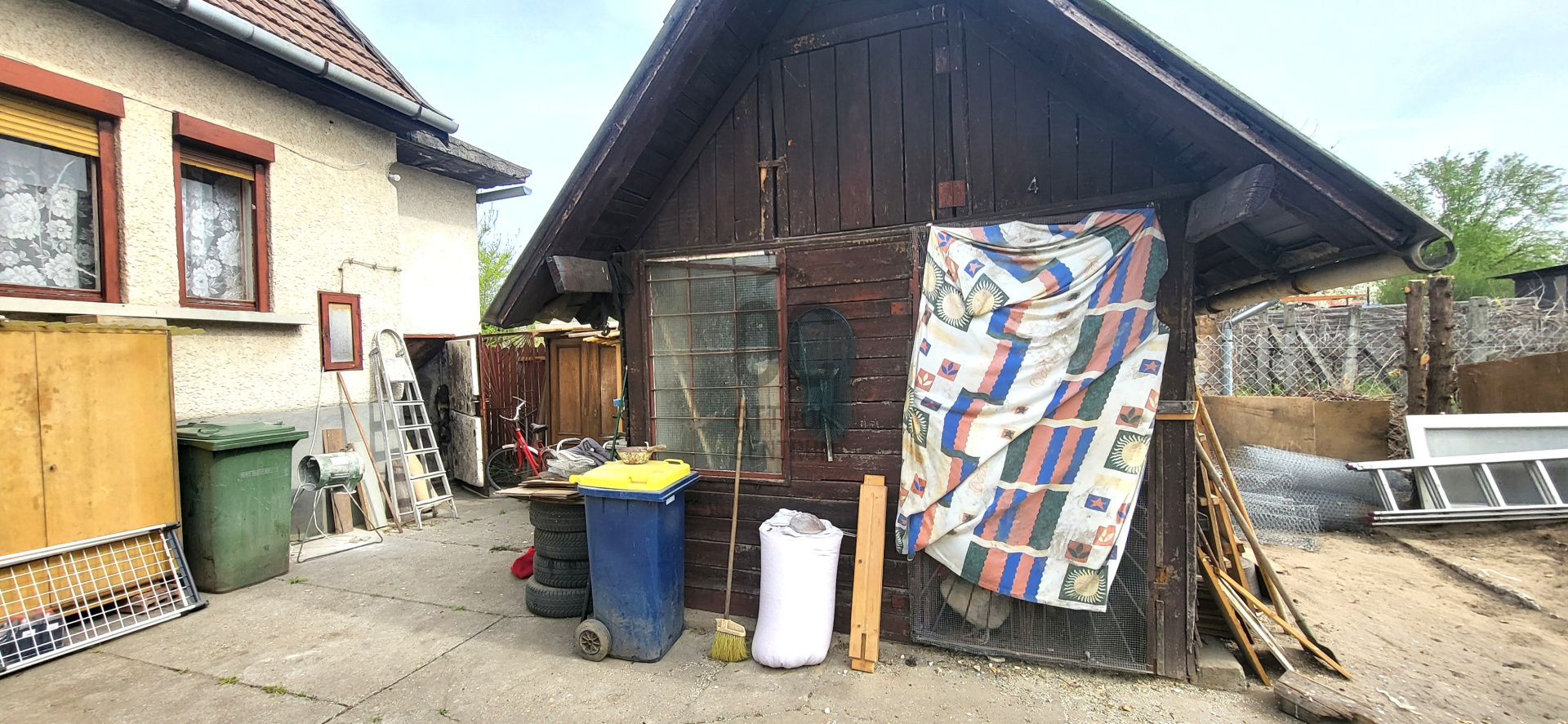 Gallery zoom image
