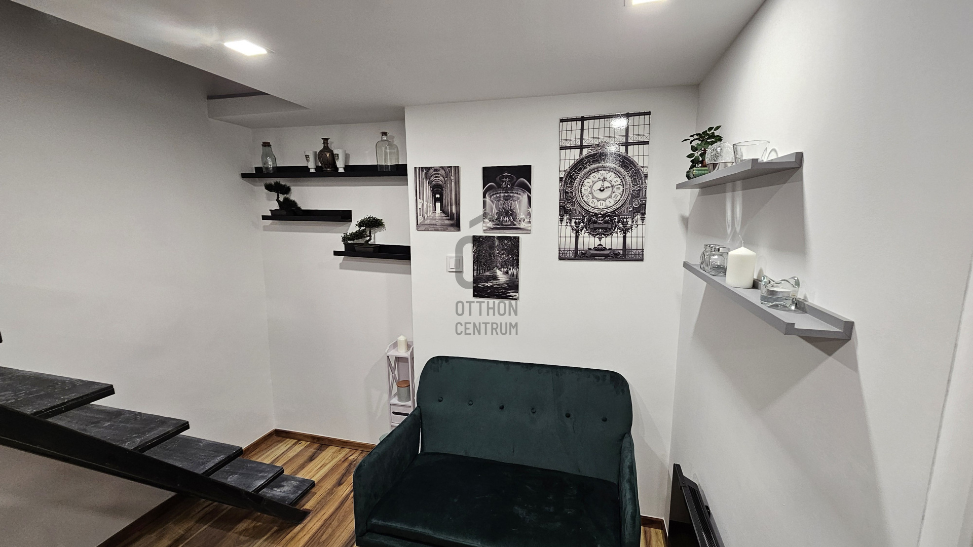 Gallery zoom image