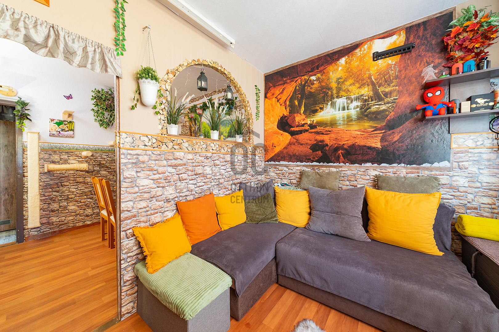 Gallery zoom image