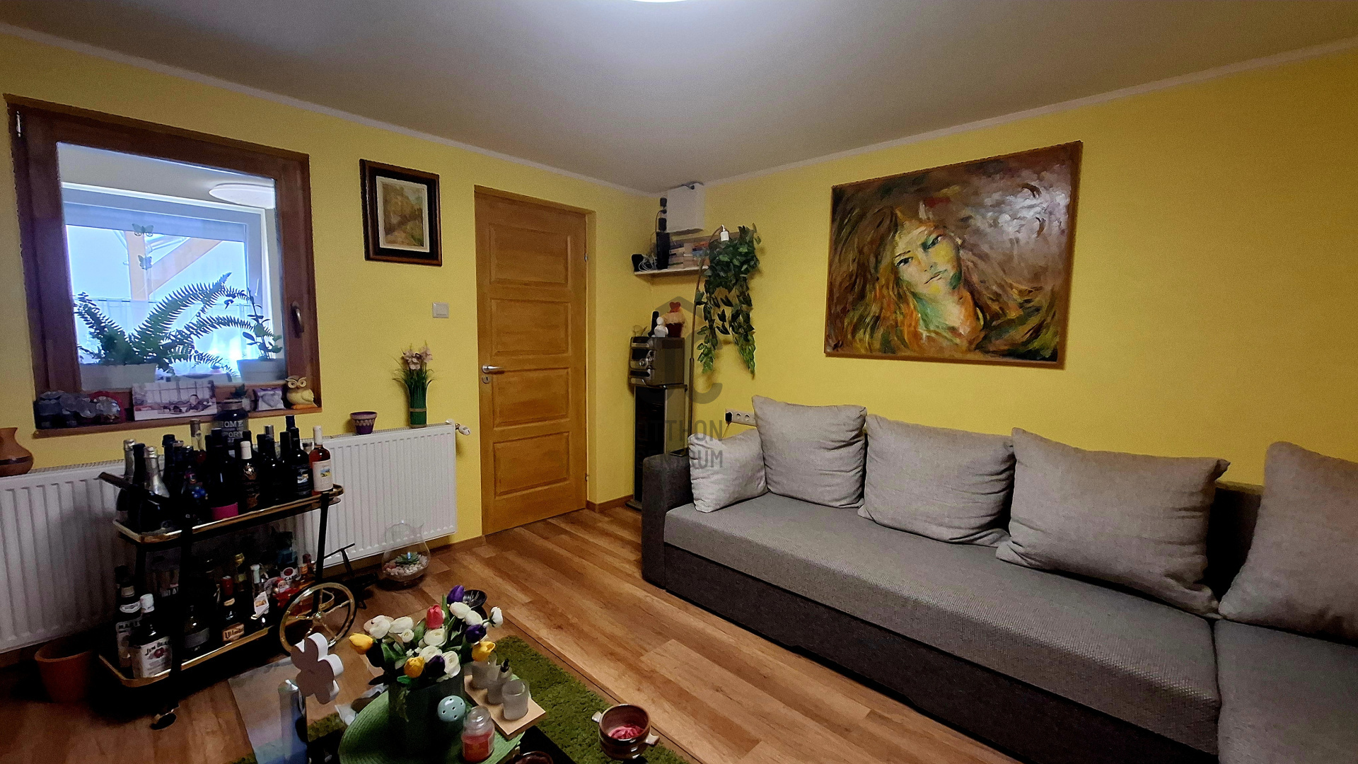 Gallery zoom image