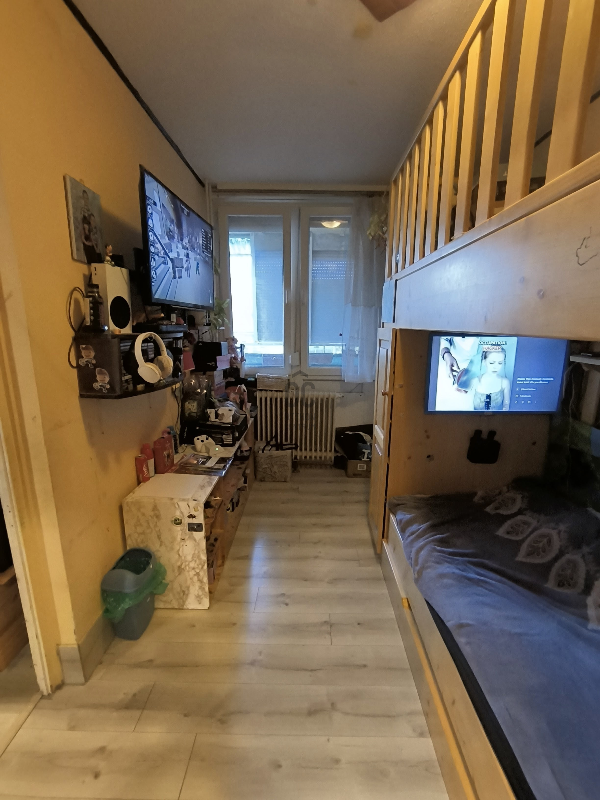 Gallery zoom image