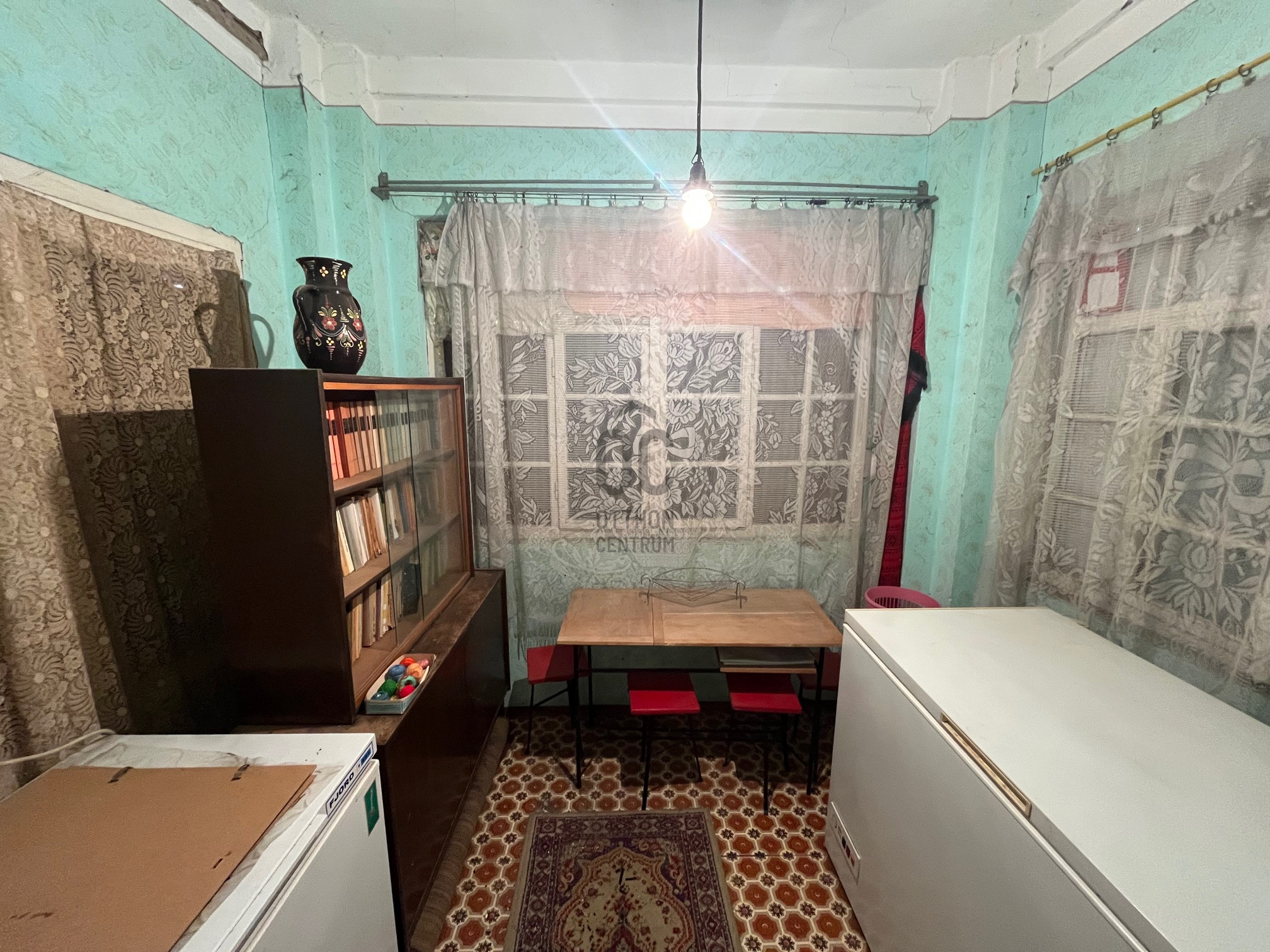 Gallery zoom image