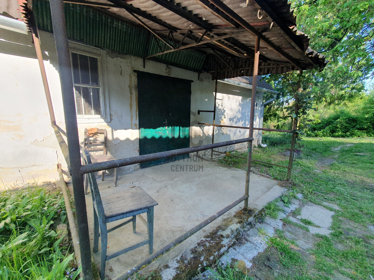 Gallery zoom image